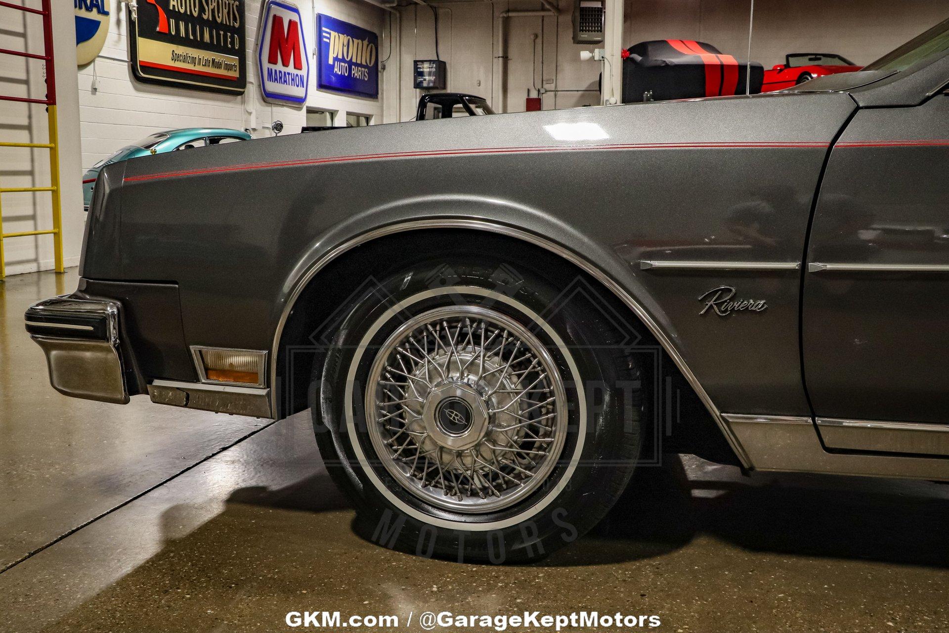 1980 Buick Riviera 35