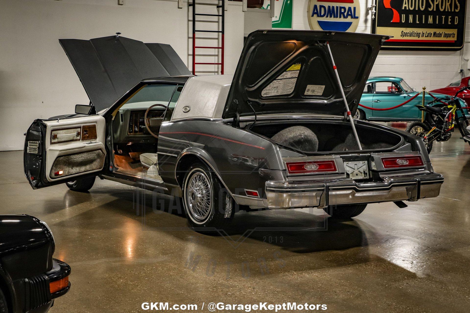 1980 Buick Riviera 3