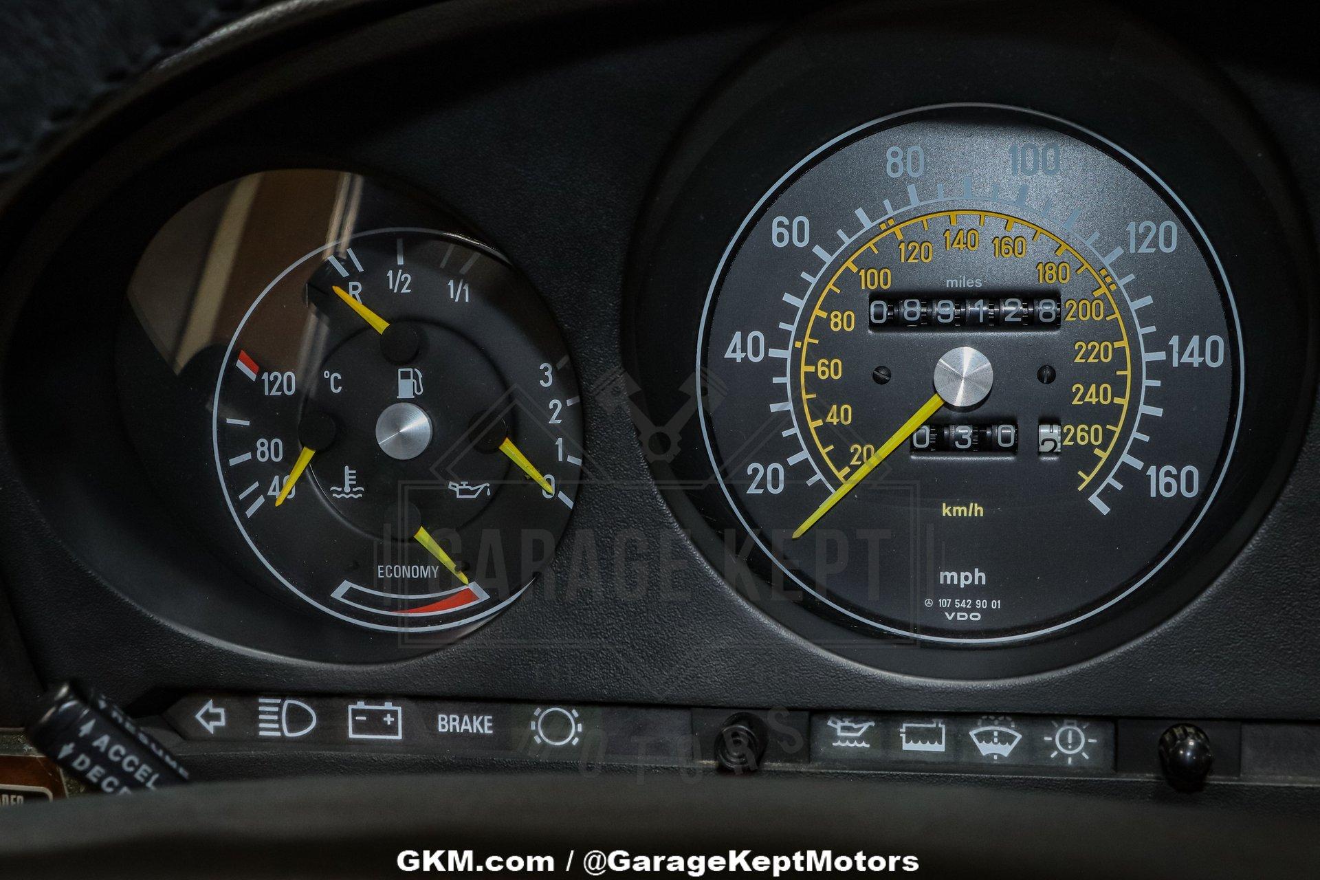 1987 Mercedes-Benz 560SL 122