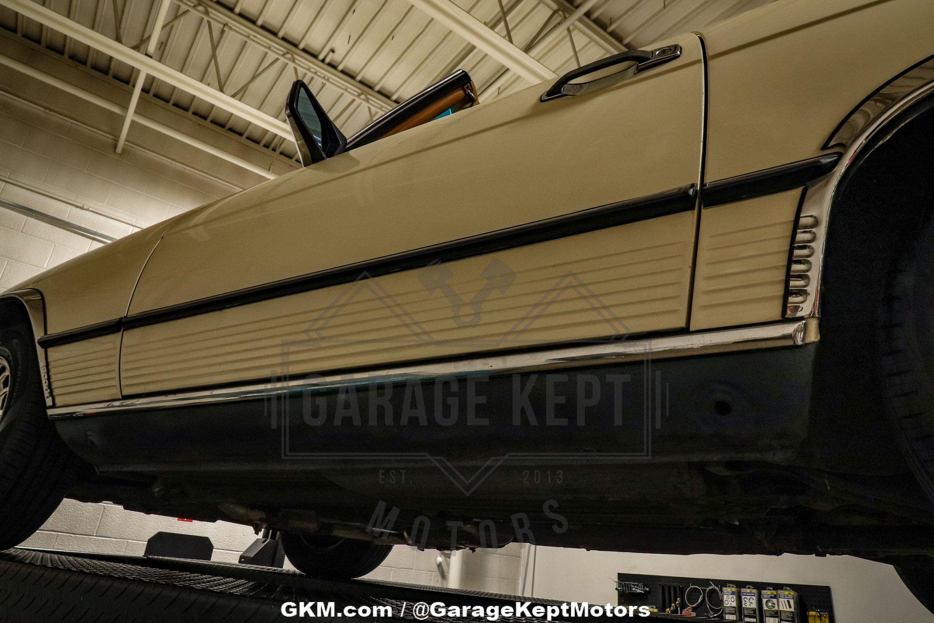 1987 Mercedes-Benz 560SL 151