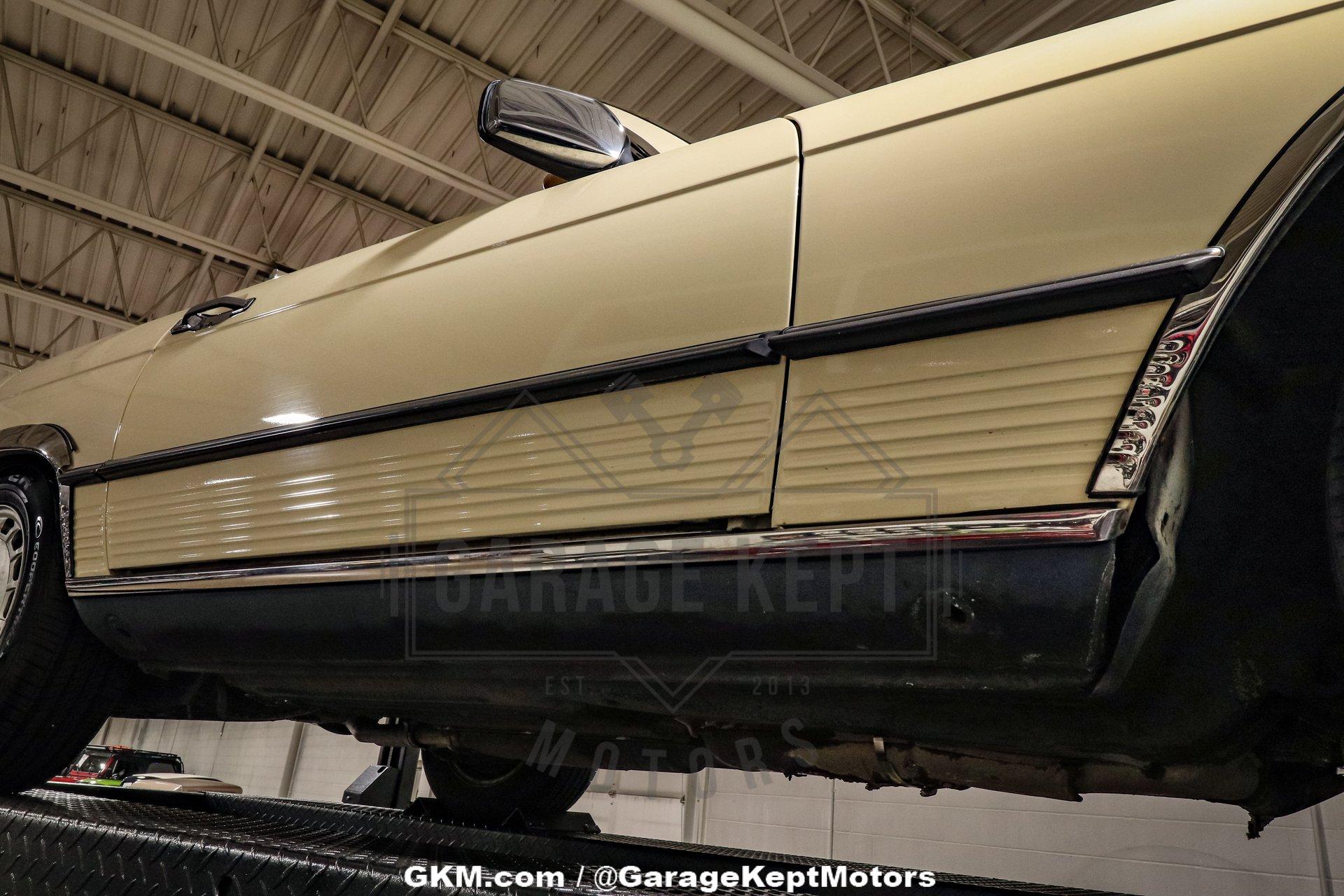 1987 Mercedes-Benz 560SL 158