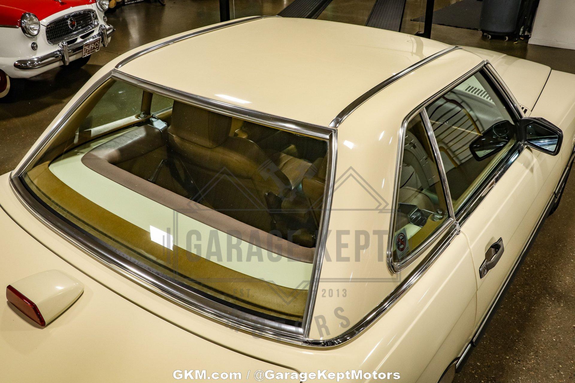1987 Mercedes-Benz 560SL 19