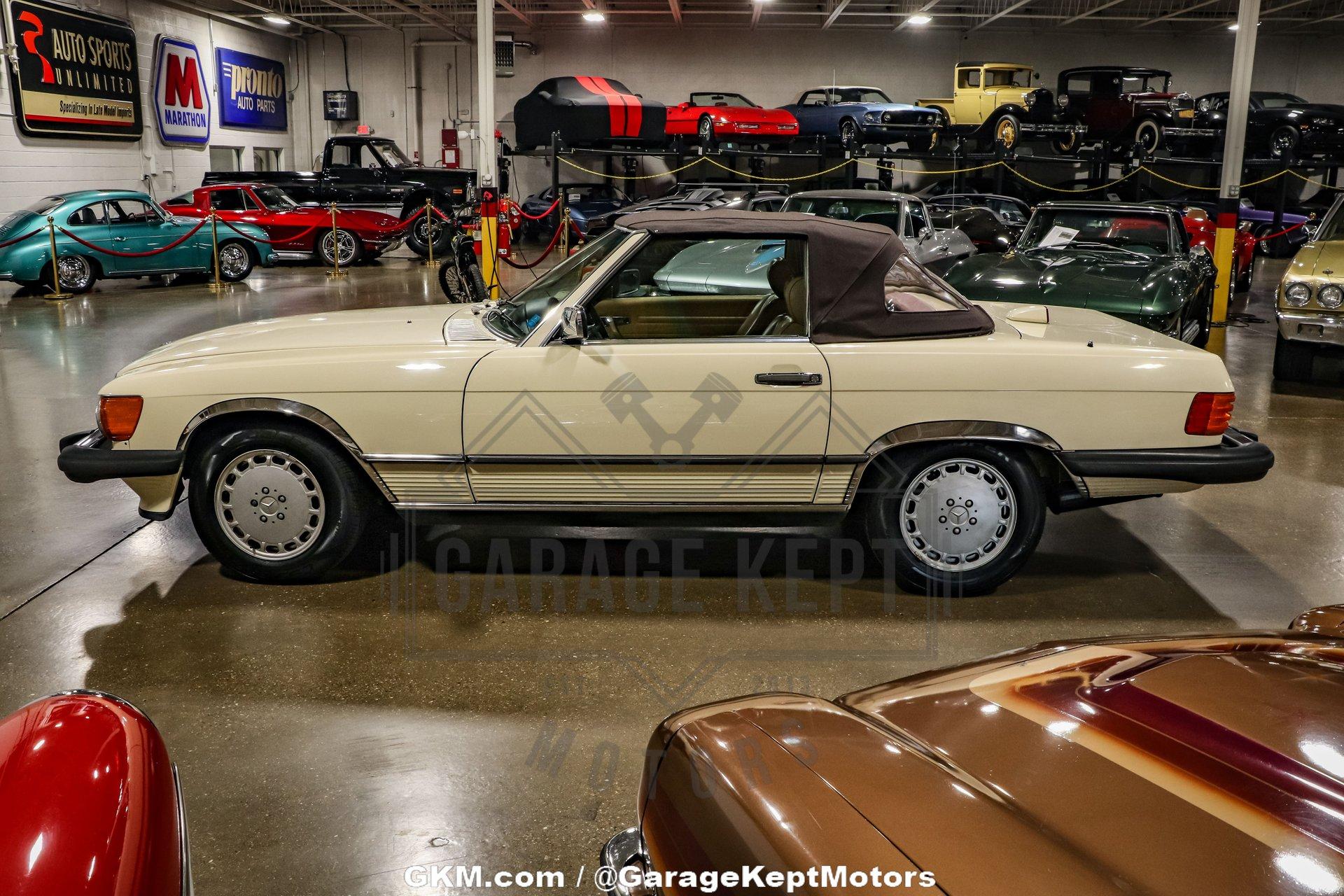 1987 Mercedes-Benz 560SL 27