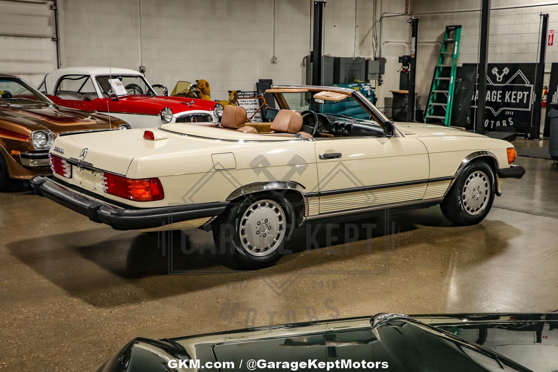 1987 Mercedes-Benz 560SL 46