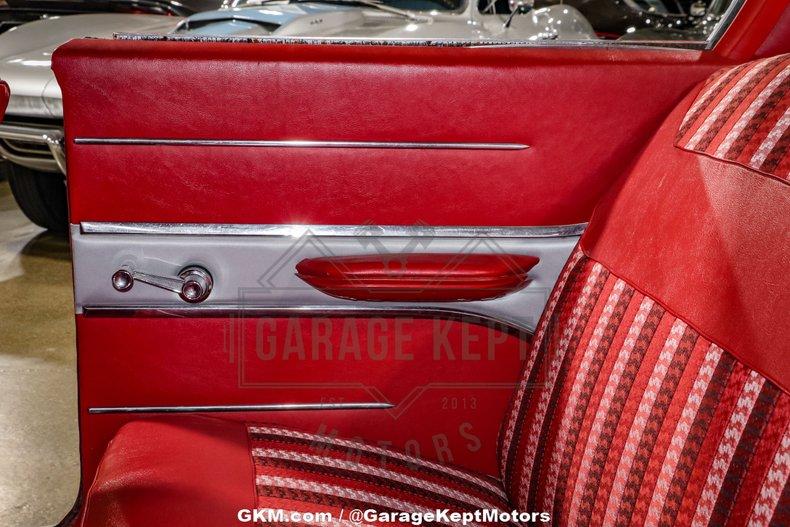 1961 Dodge Dart Phoenix 102