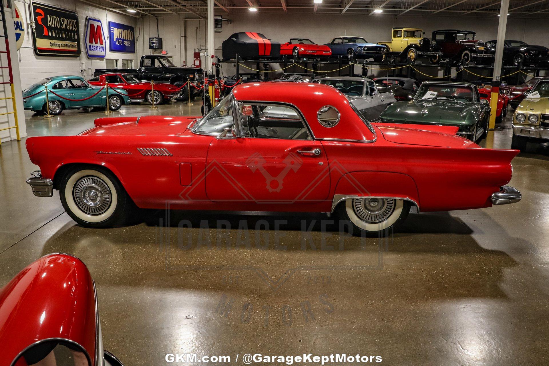 1957 Ford Thunderbird 10