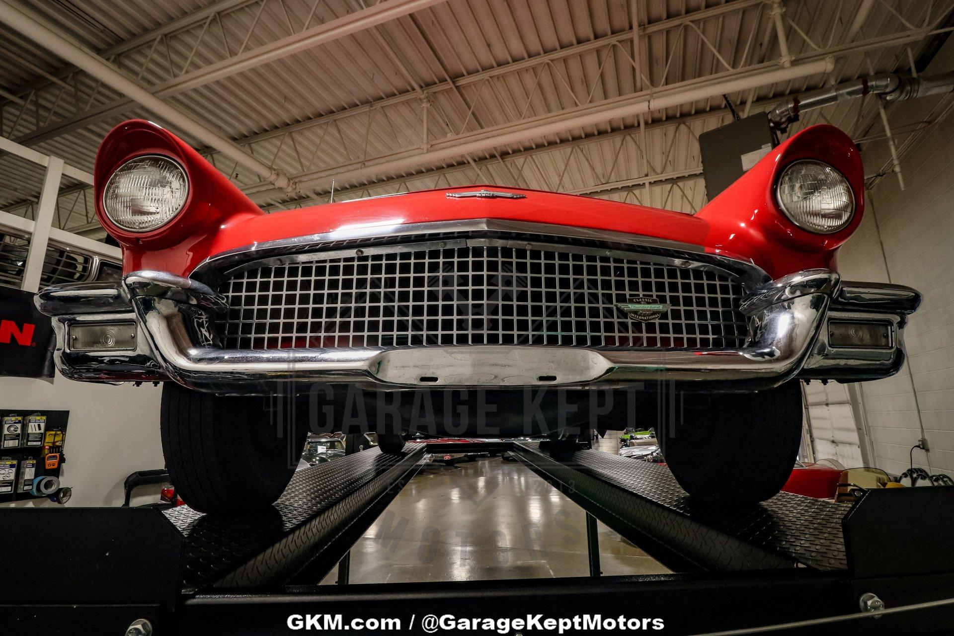 1957 Ford Thunderbird 126