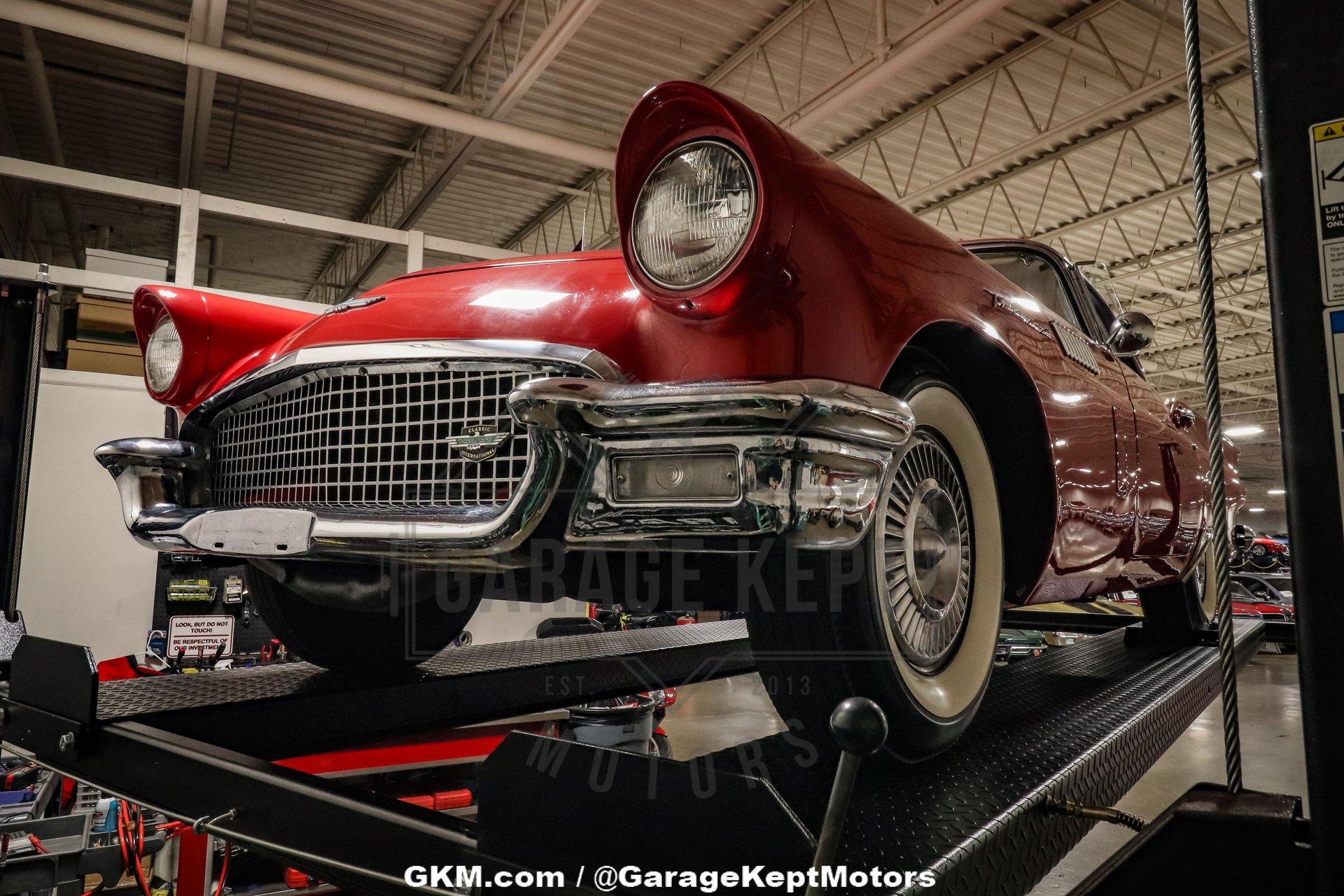 1957 Ford Thunderbird 127