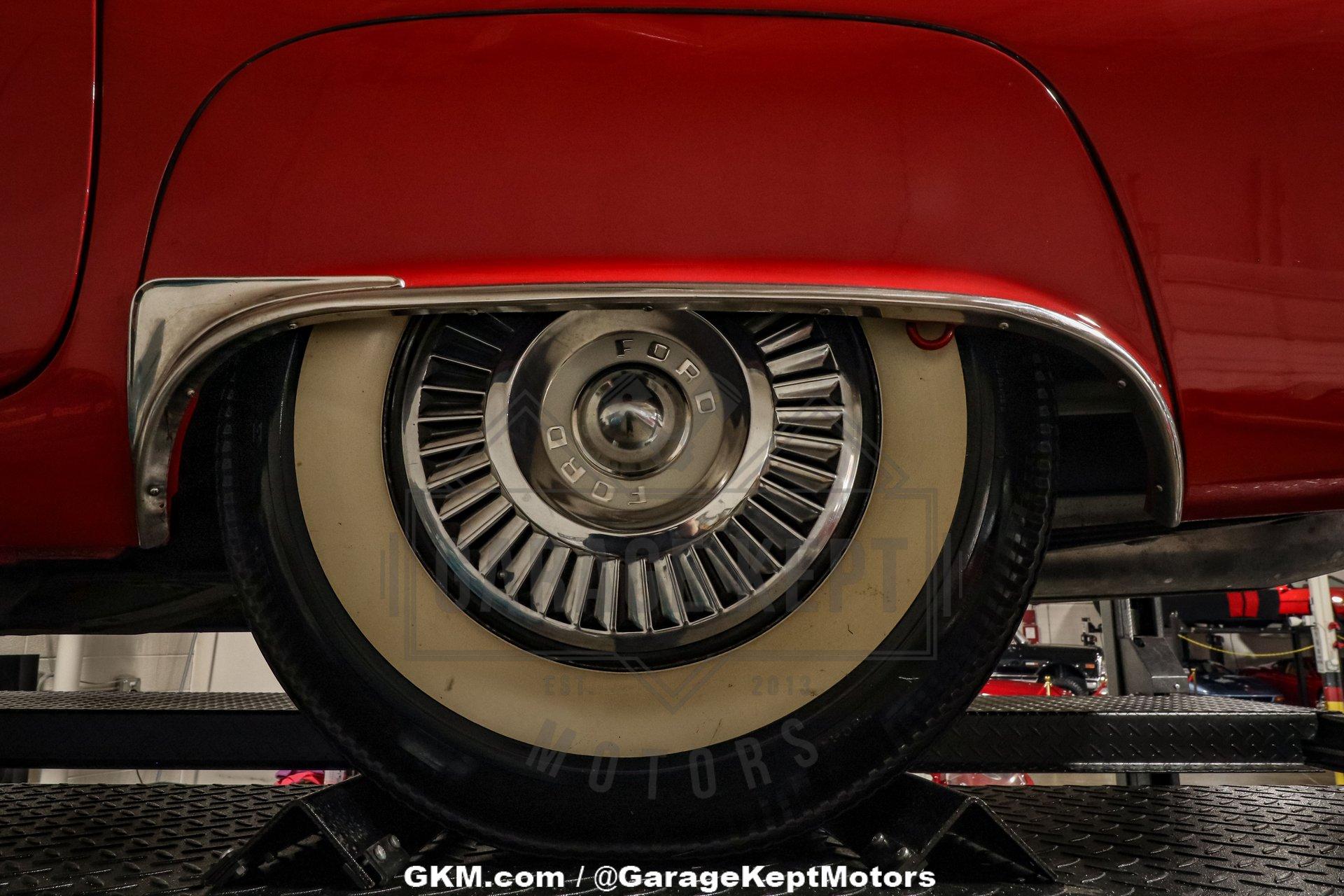 1957 Ford Thunderbird 131