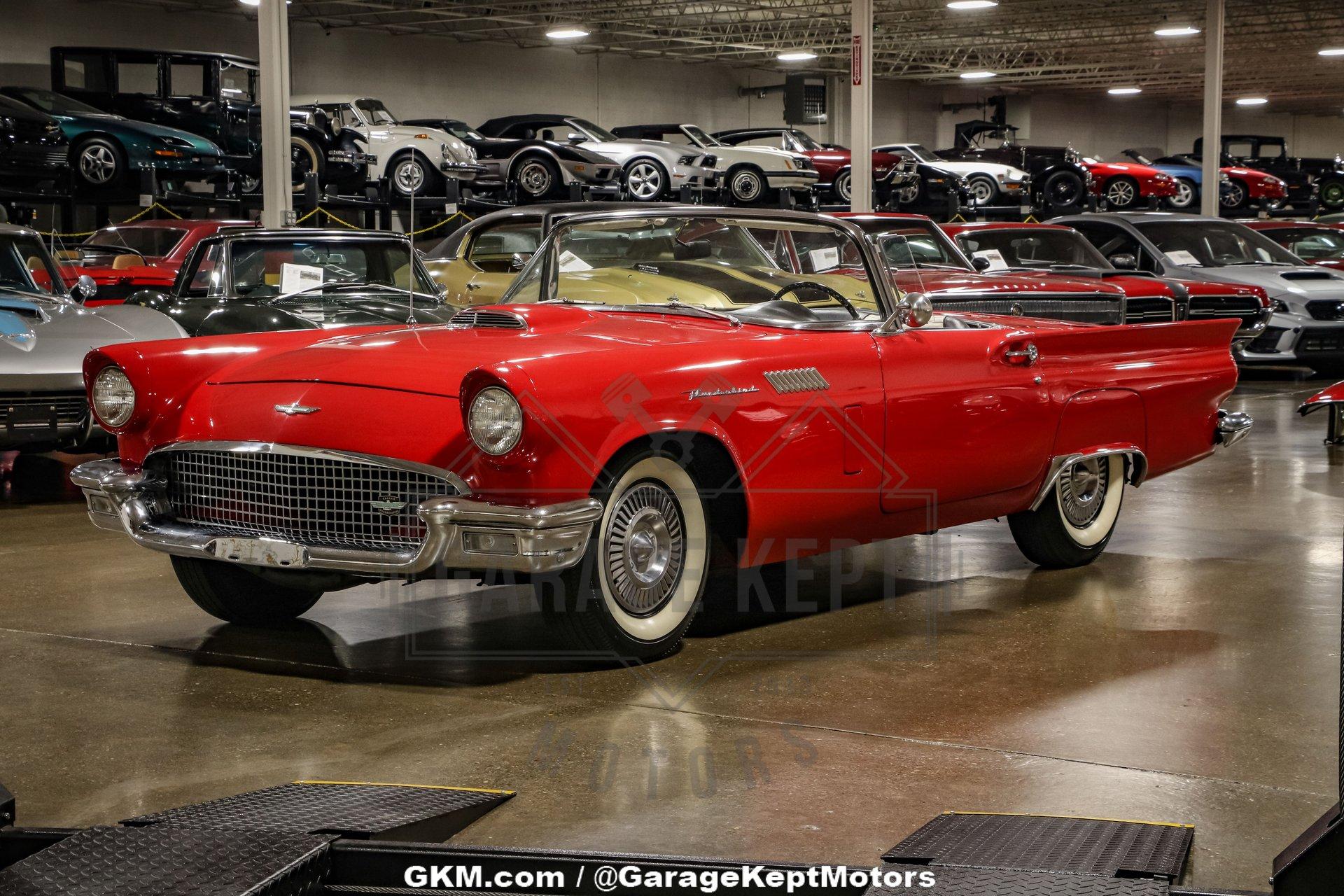 1957 Ford Thunderbird 23