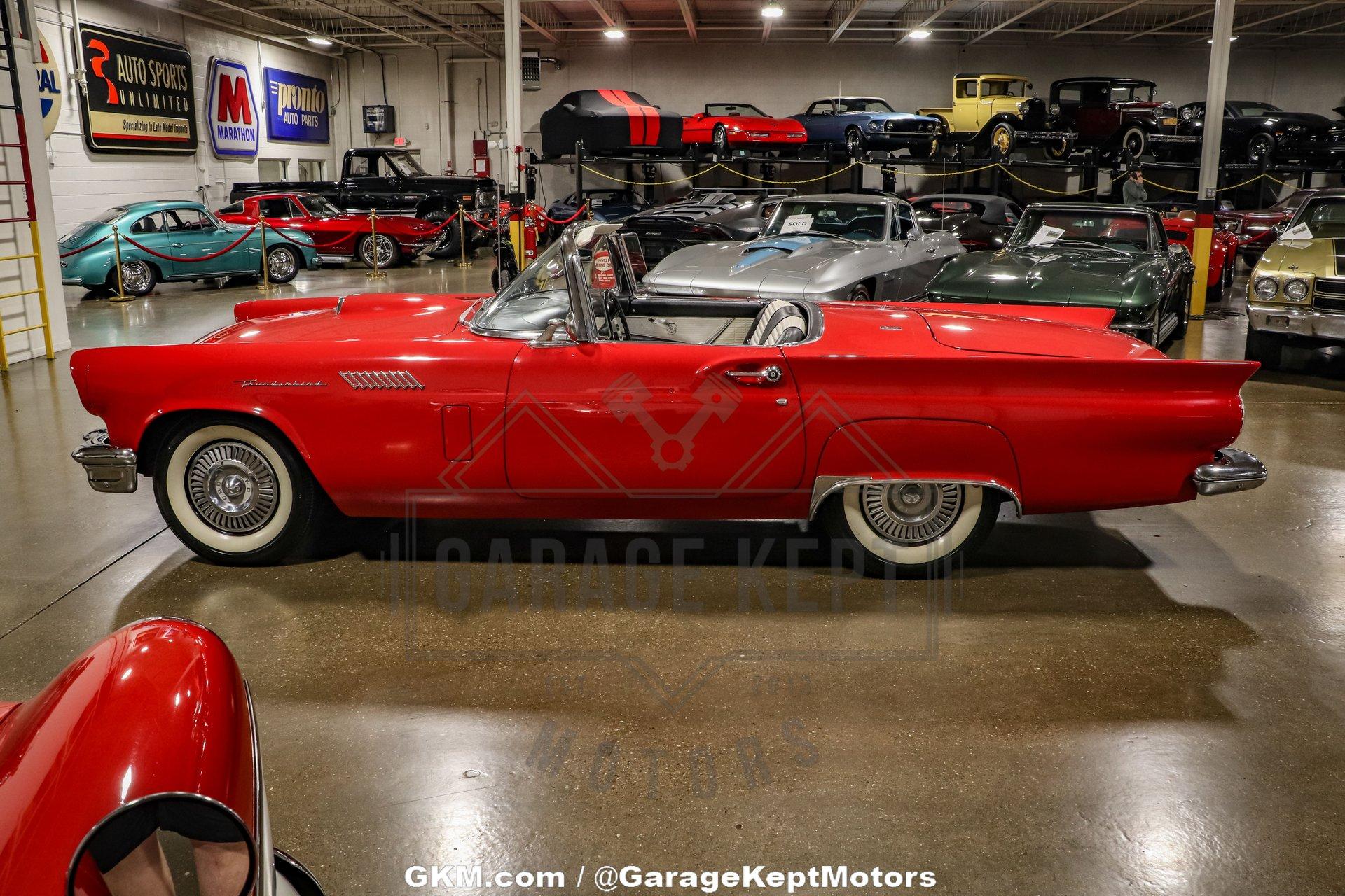 1957 Ford Thunderbird 25