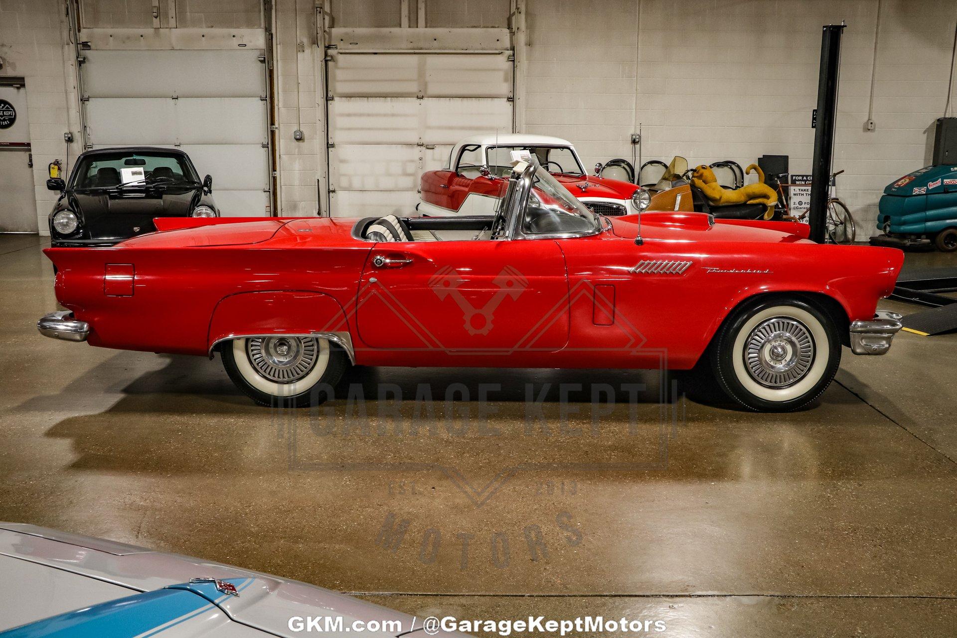 1957 Ford Thunderbird 30