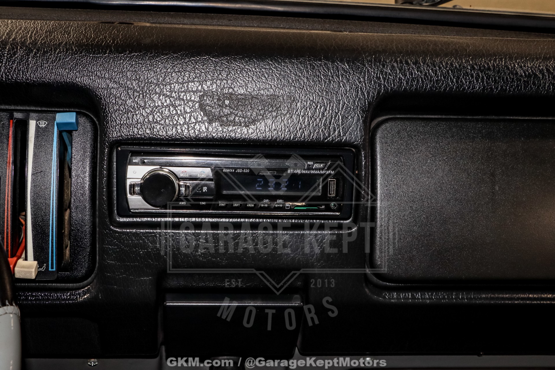 1996 Volkswagen Type 2 165