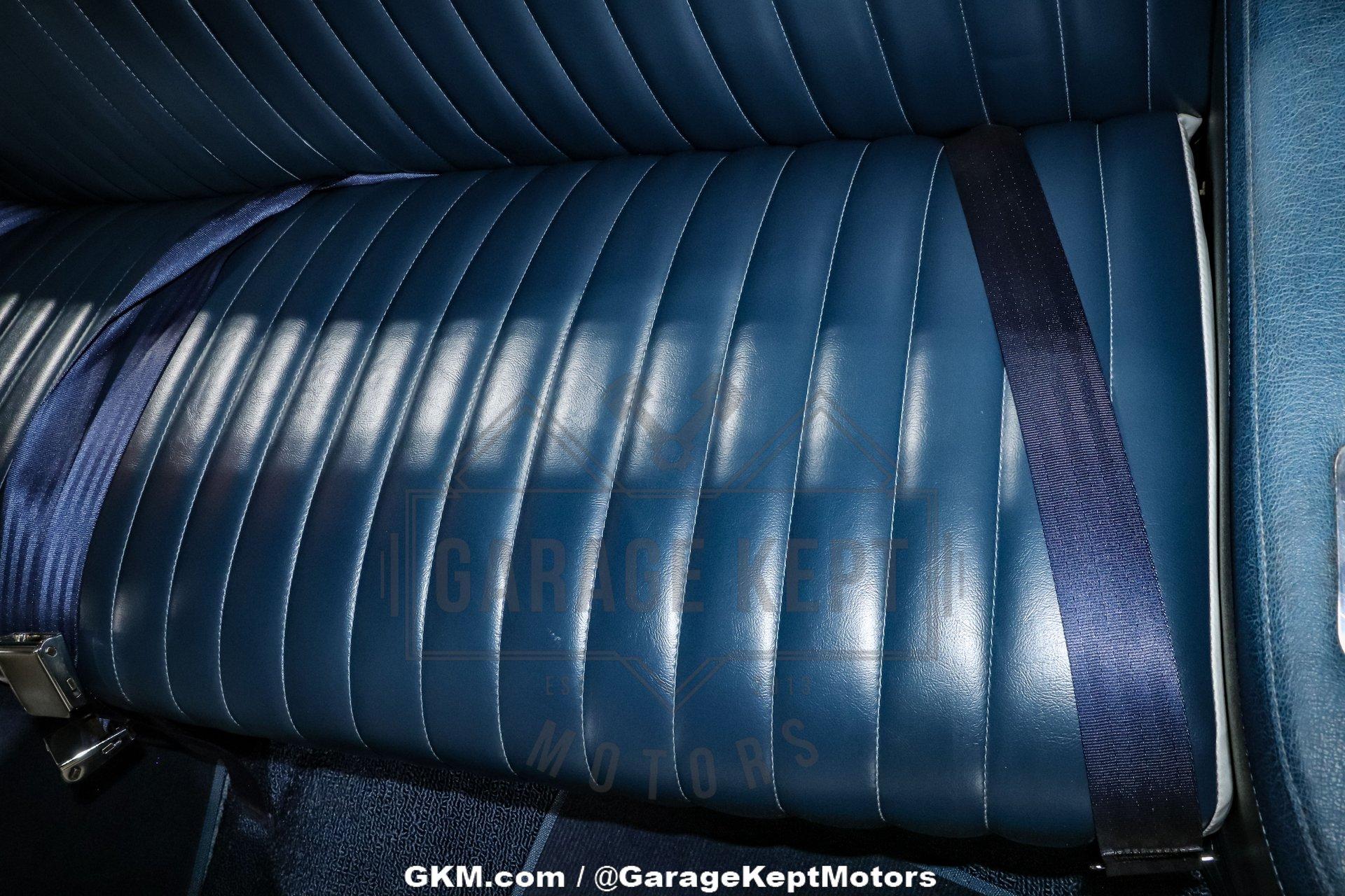 1953 Ford Crestline Victoria 106