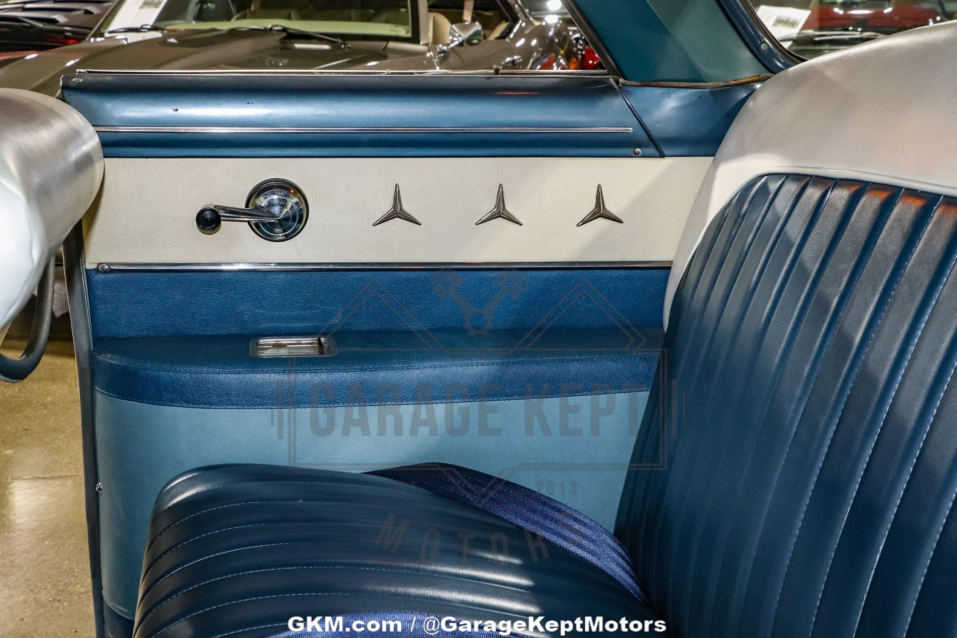 1953 Ford Crestline Victoria 108