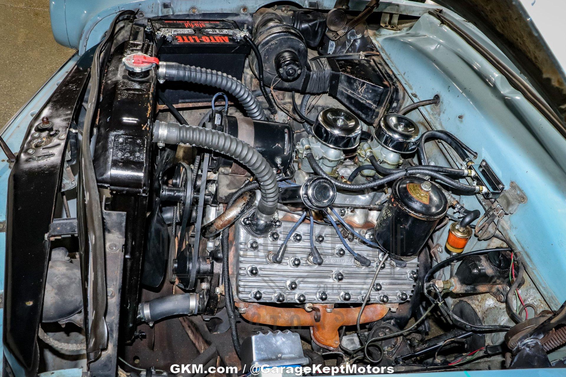 1953 Ford Crestline Victoria 118