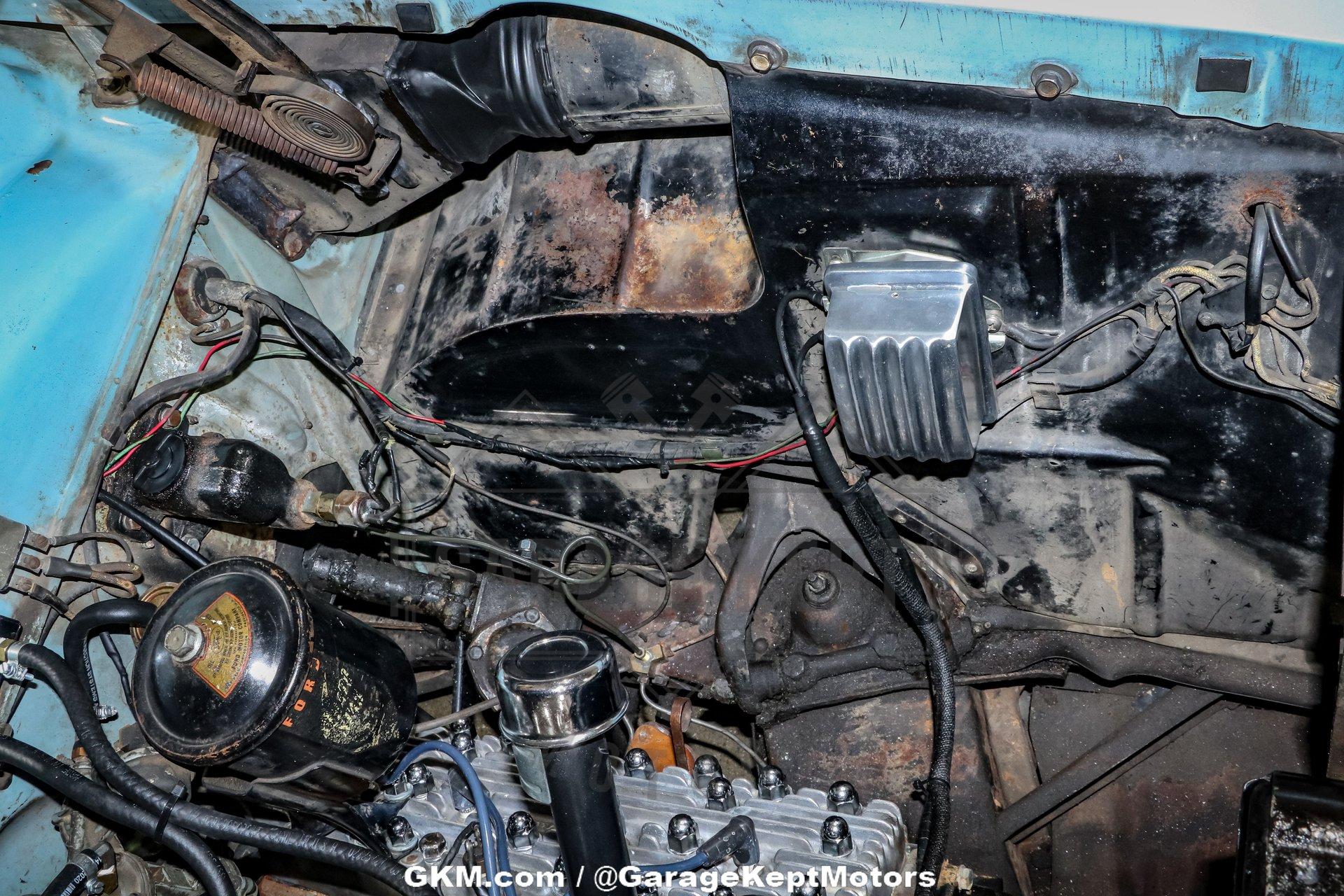 1953 Ford Crestline Victoria 123