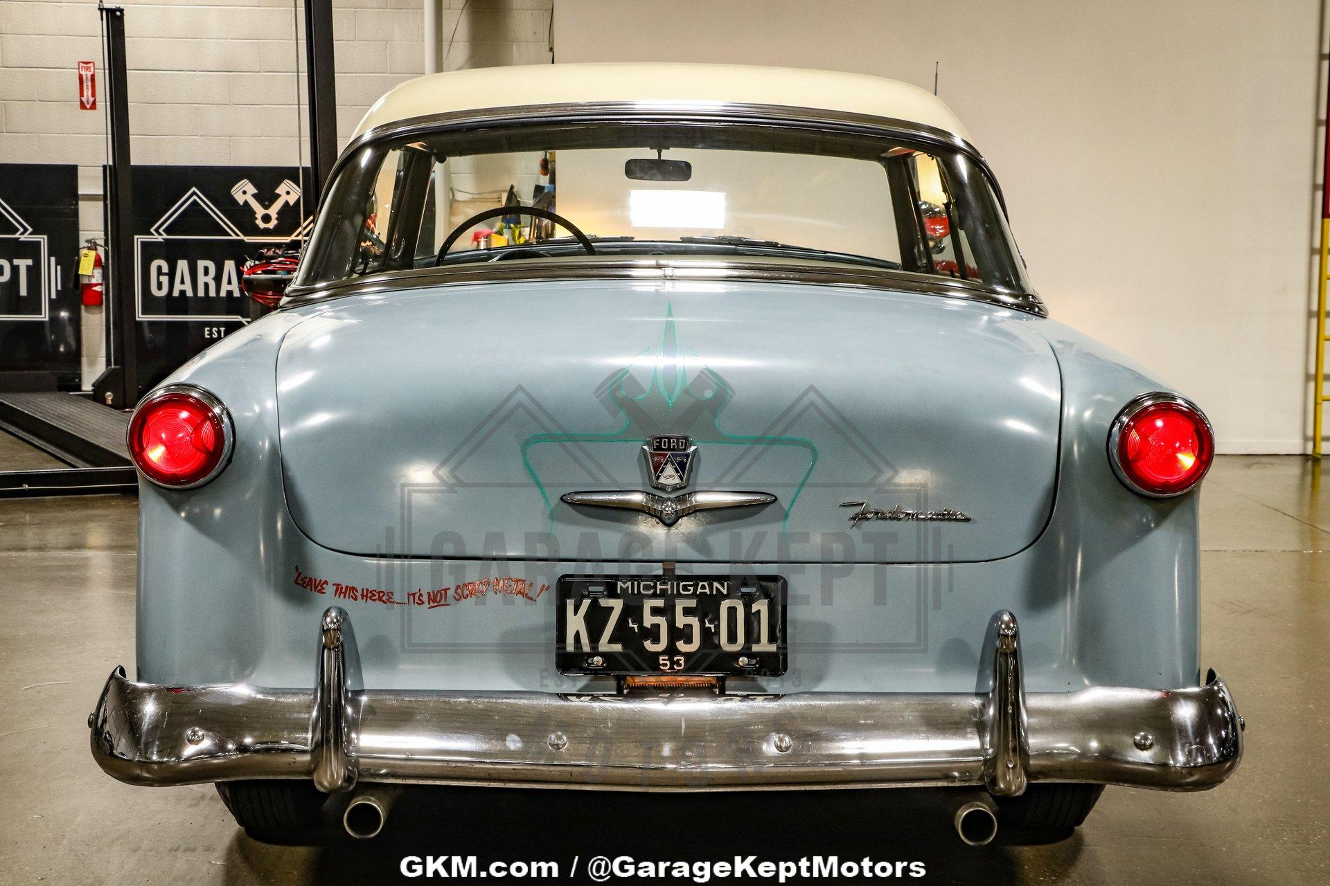 1953 Ford Crestline Victoria 50