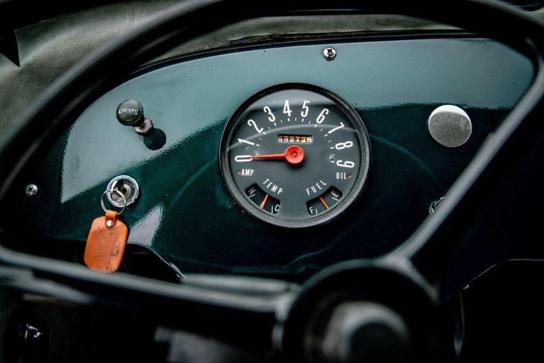 1960 Jeep FC-170 11