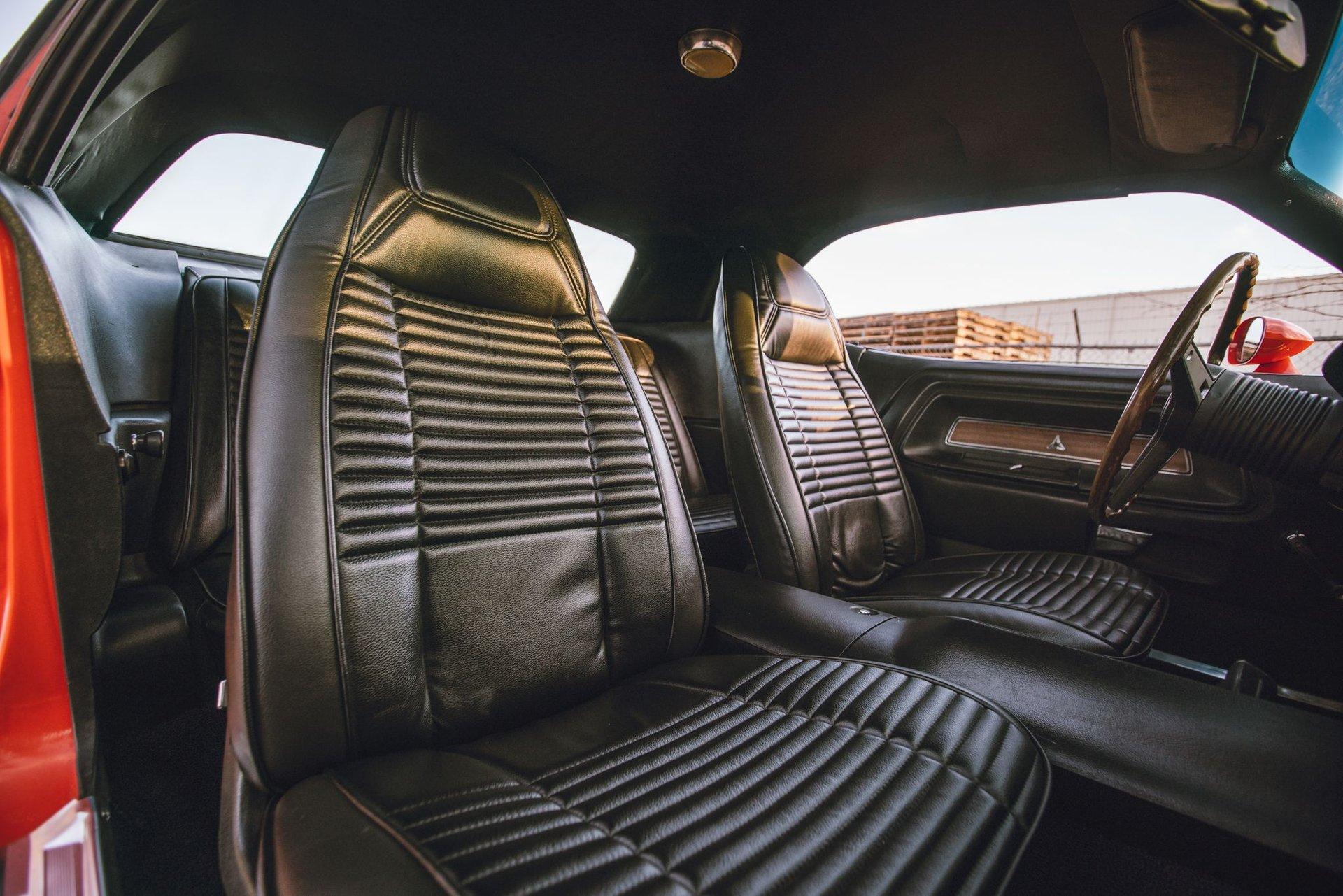 1971 Dodge Challenger 11