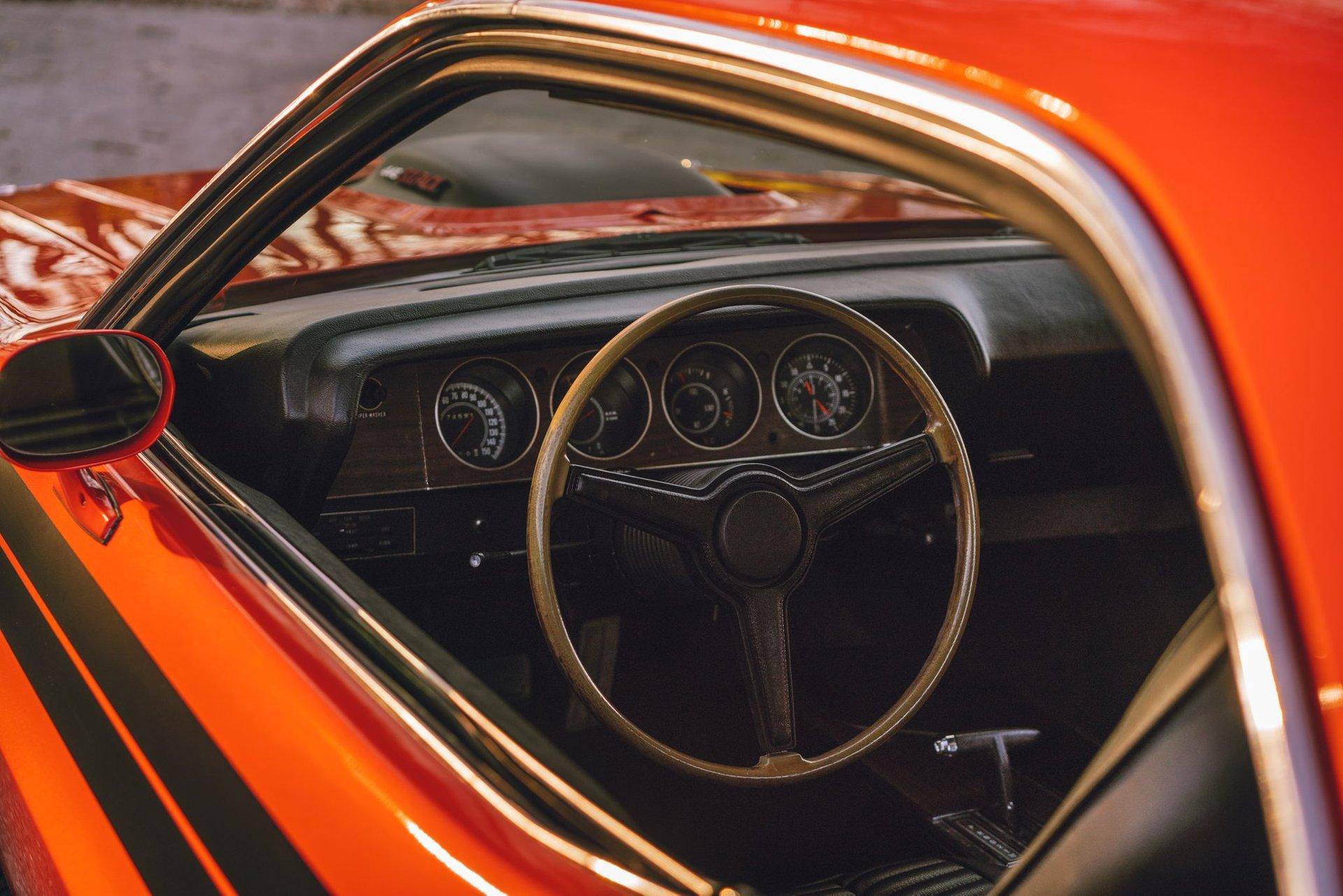 1971 Dodge Challenger 13
