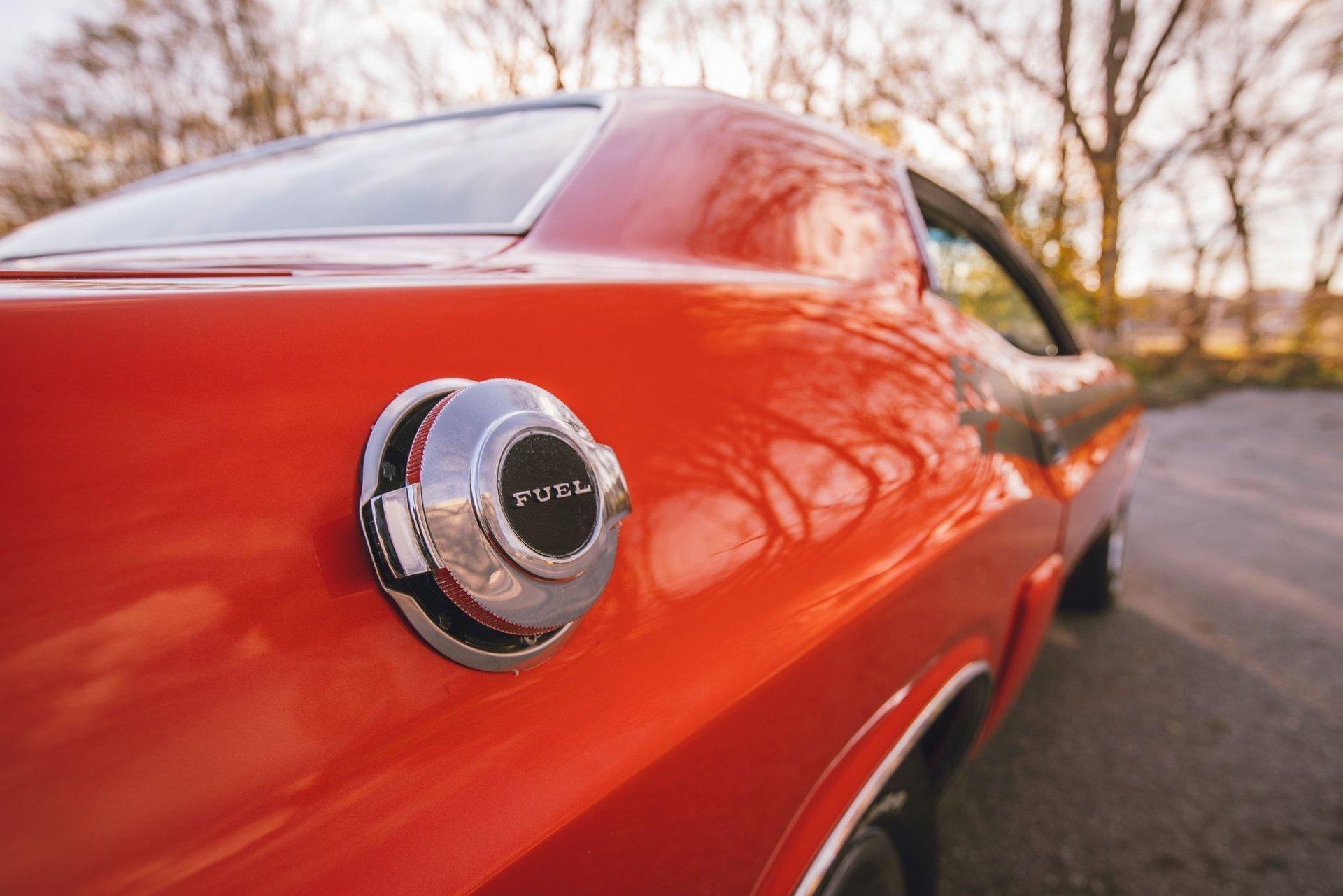 1971 Dodge Challenger 18