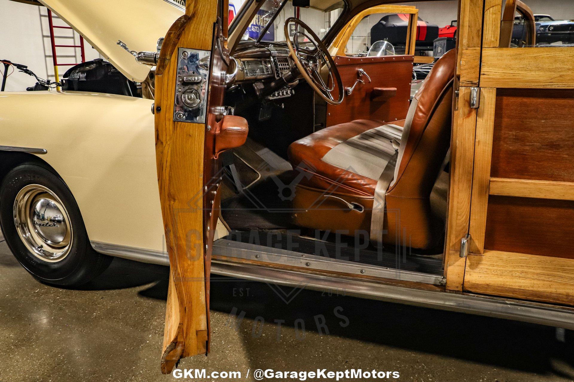 1947 Chrysler Town and Country 100