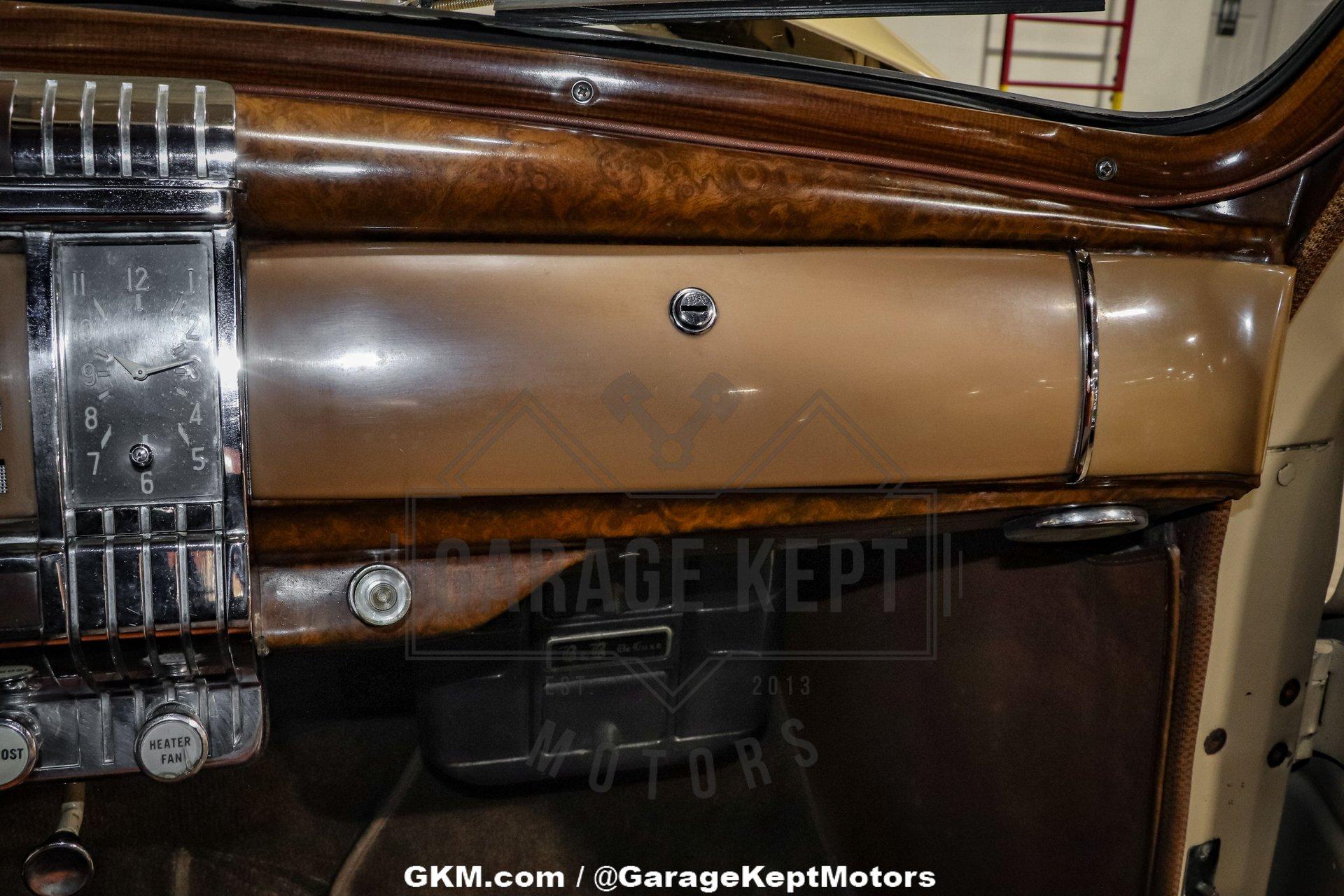 1947 Chrysler Town and Country 113