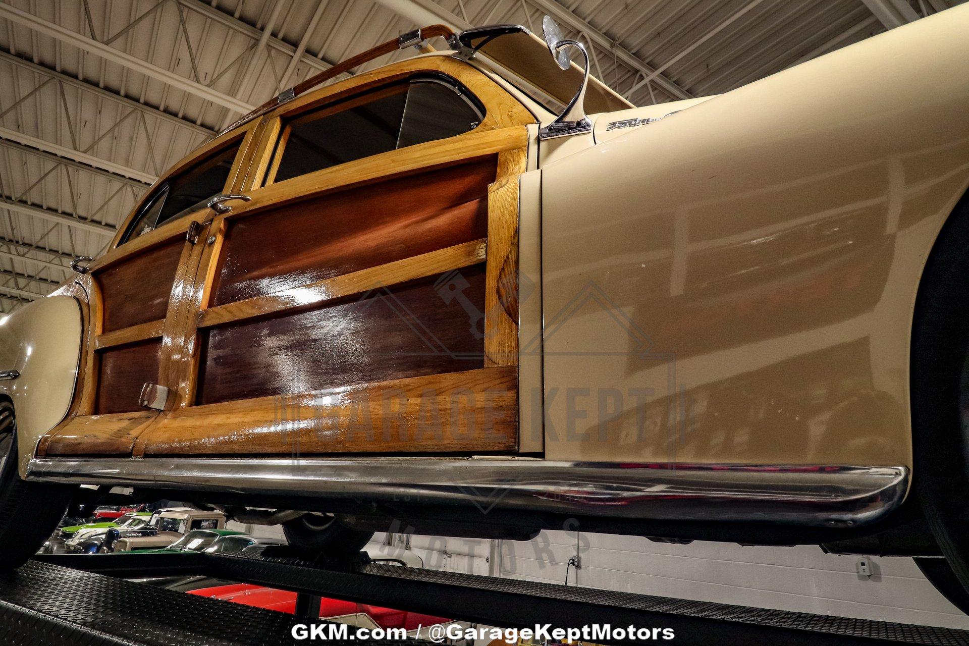 1947 Chrysler Town and Country 145