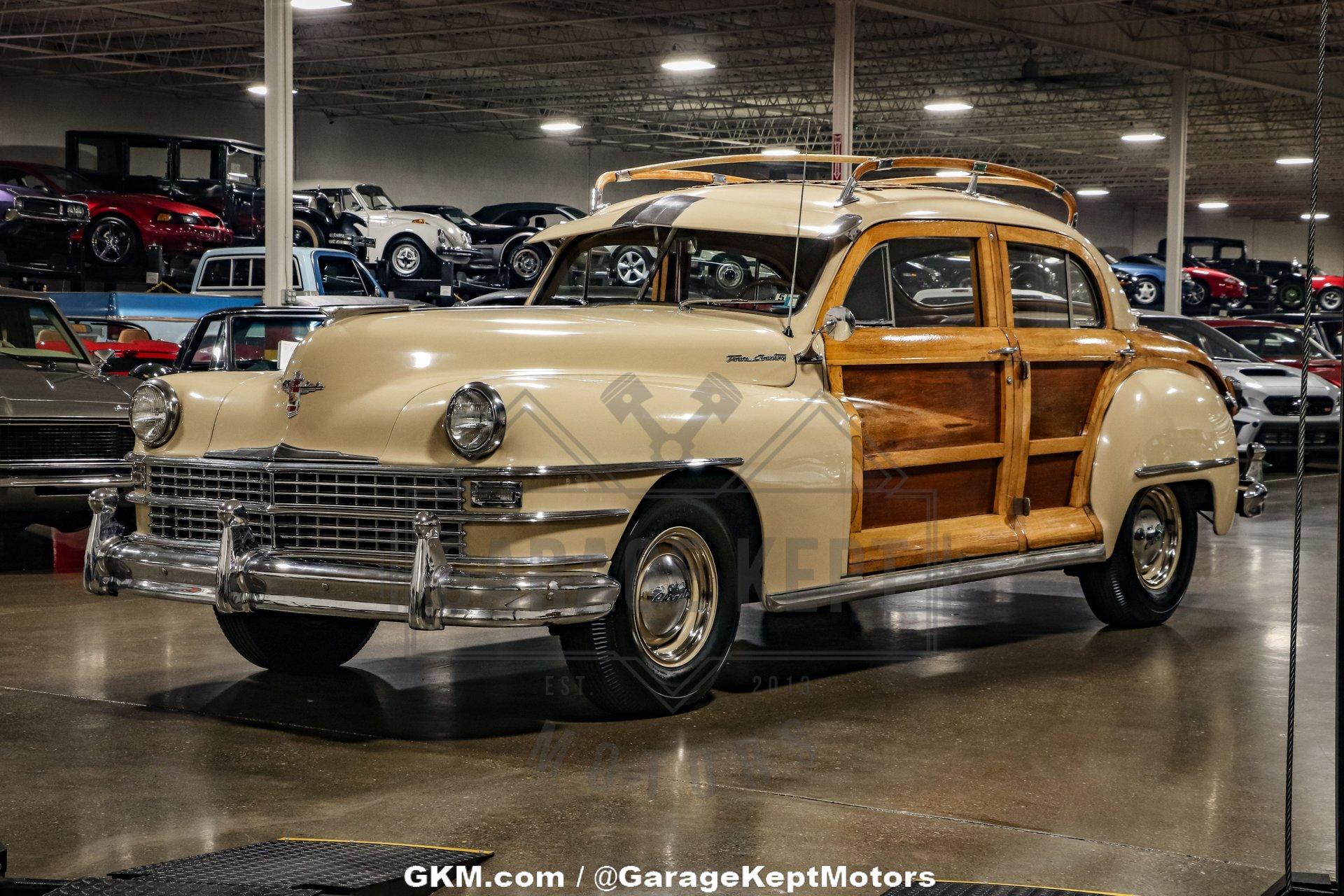 1947 Chrysler Town and Country 8