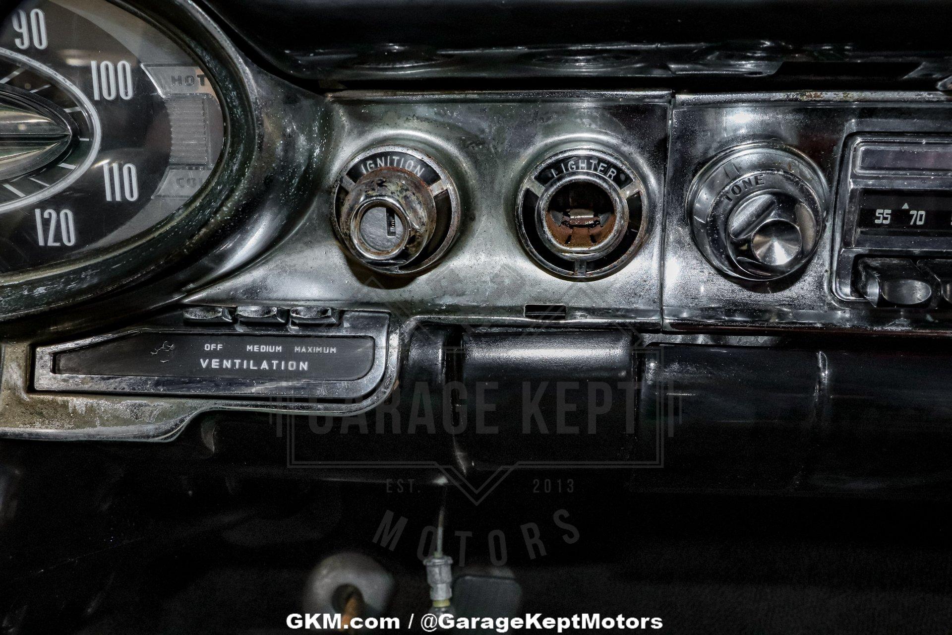 1957 Oldsmobile Golden Rocket 88 106