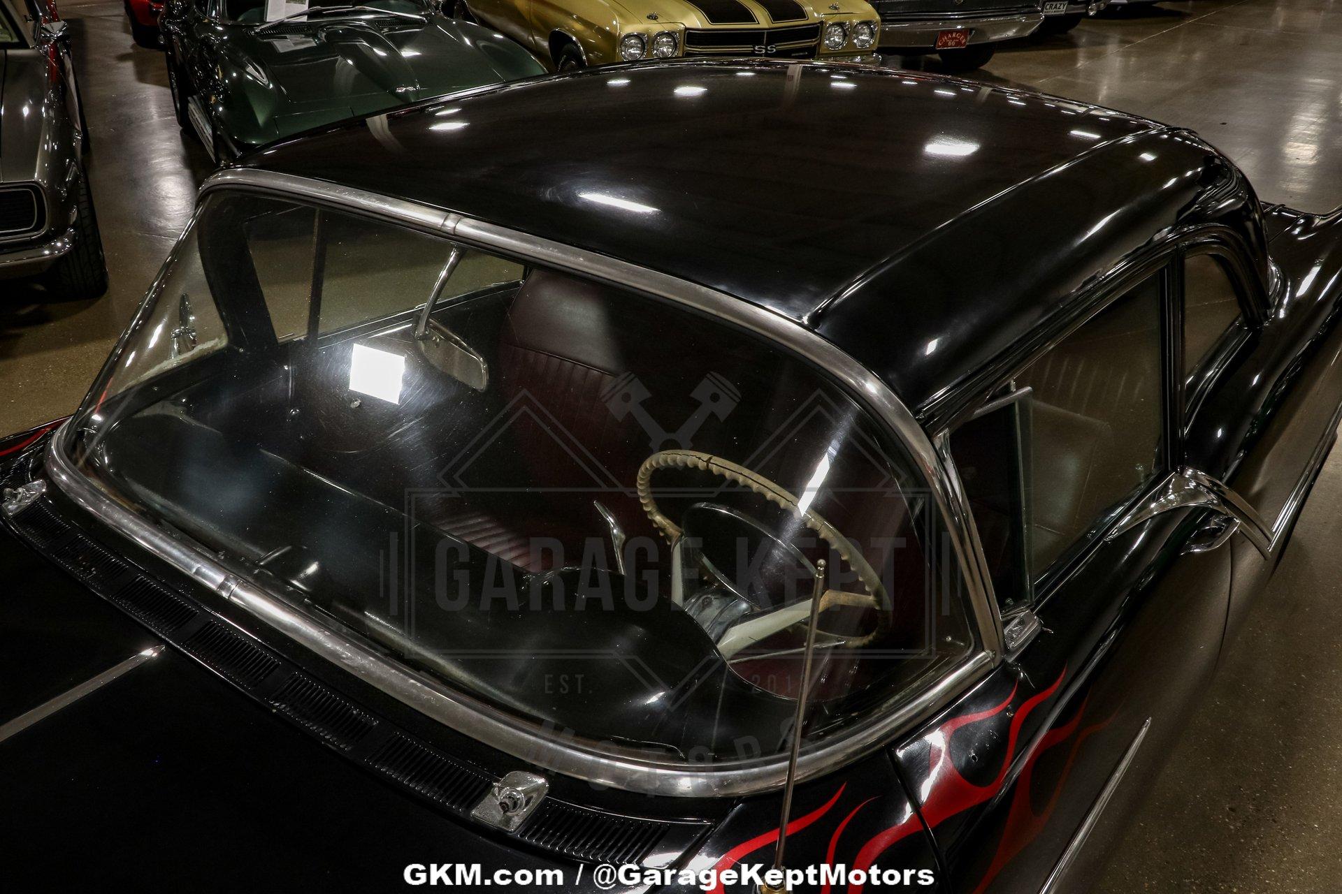 1957 Oldsmobile Golden Rocket 88 29