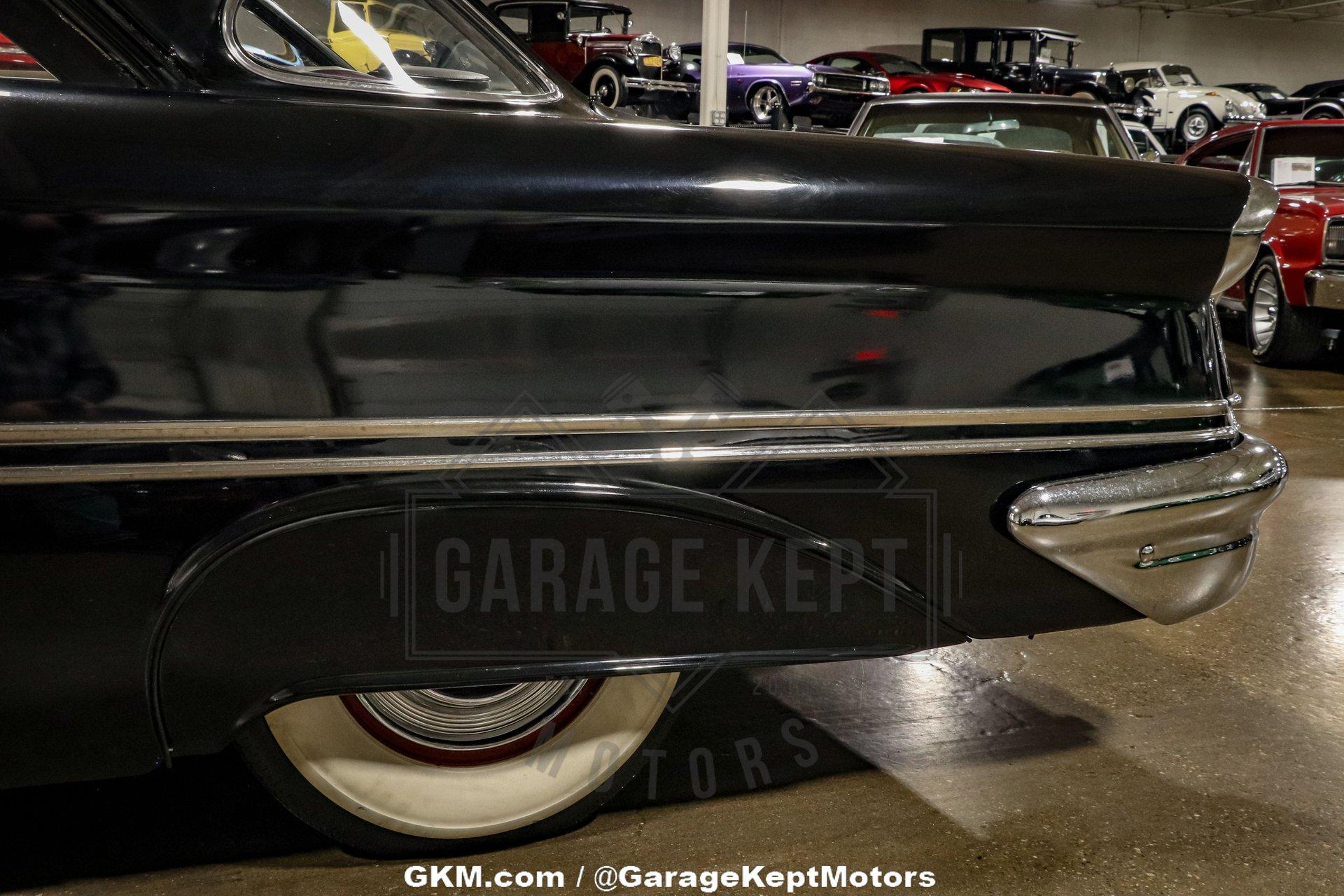 1957 Oldsmobile Golden Rocket 88 39