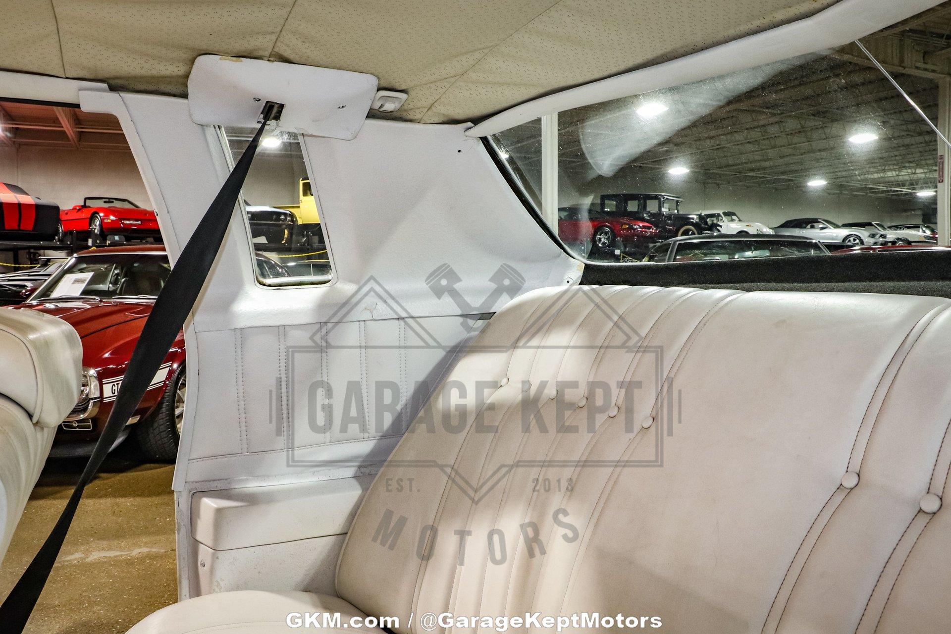 1976 Chevrolet Monte Carlo Landau 101
