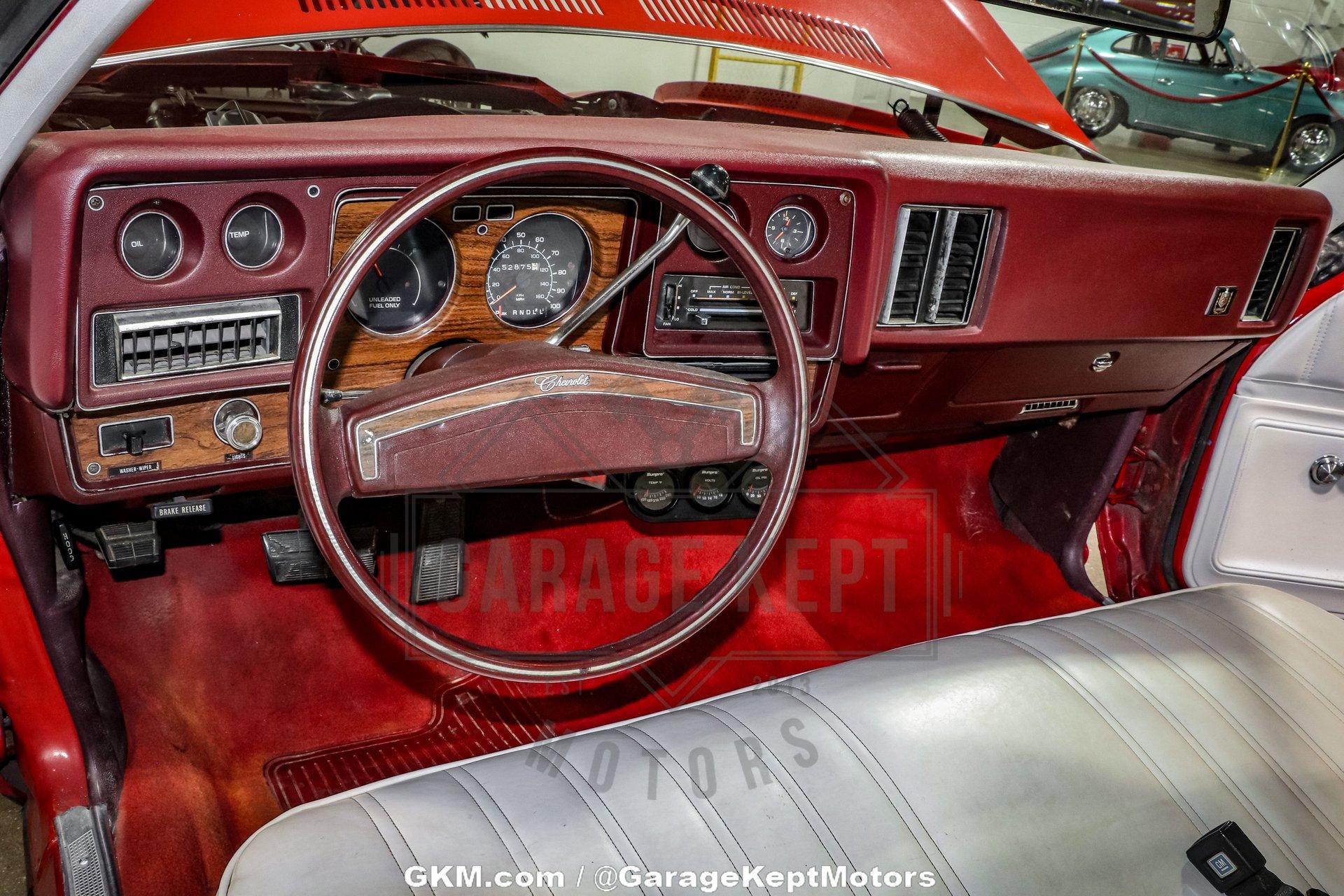 1976 Chevrolet Monte Carlo Landau 4