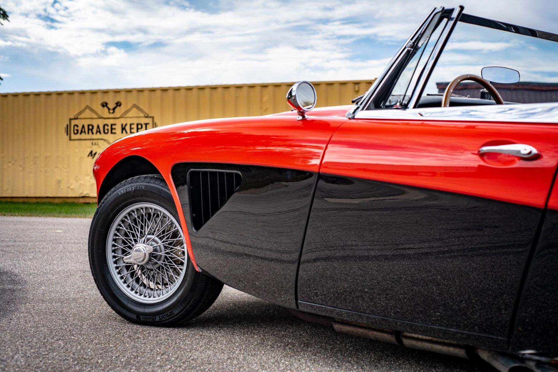 1965 Austin-Healey 3000 Mk III BJ8 4