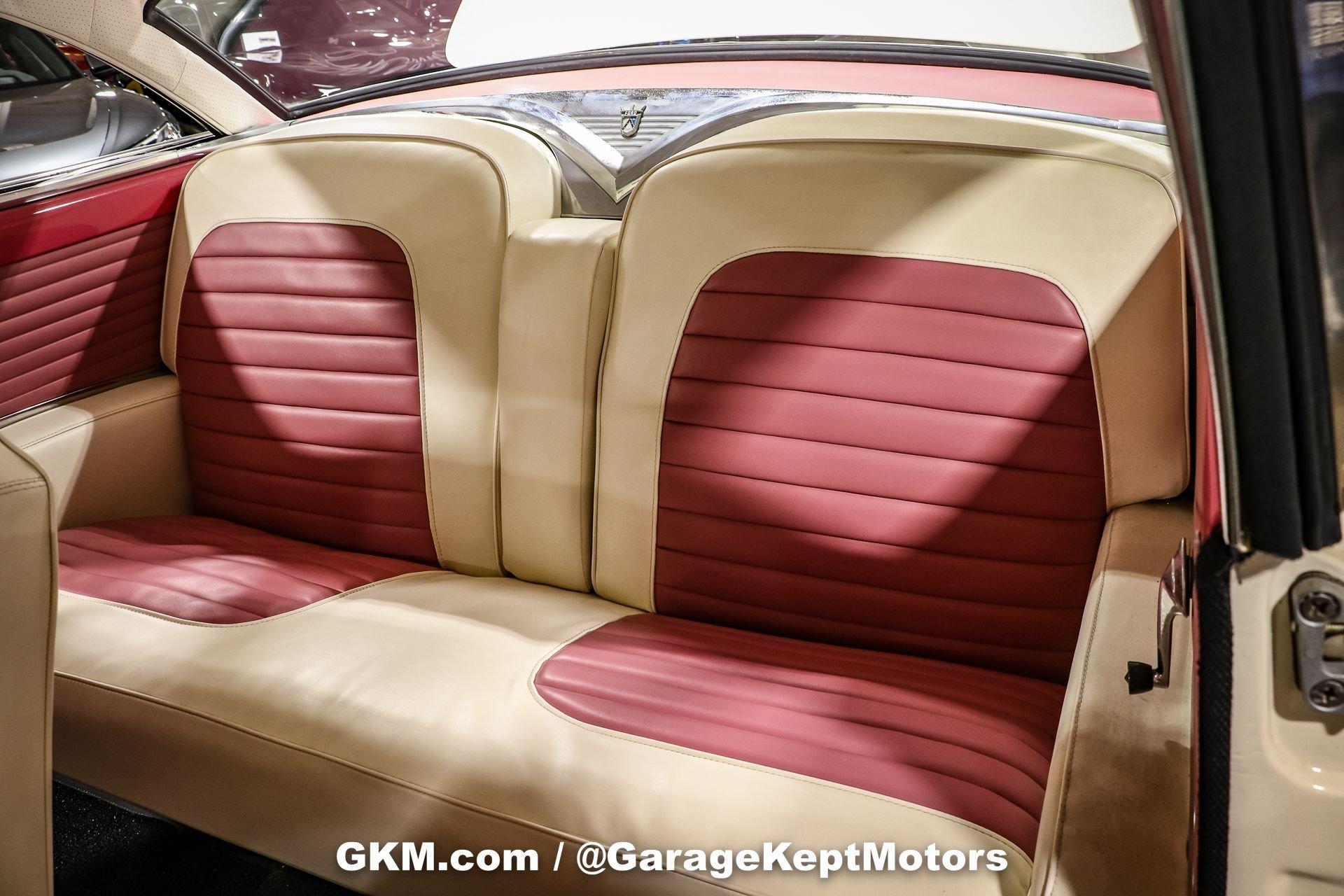 1955 Ford Fairlane Crown Victoria 100