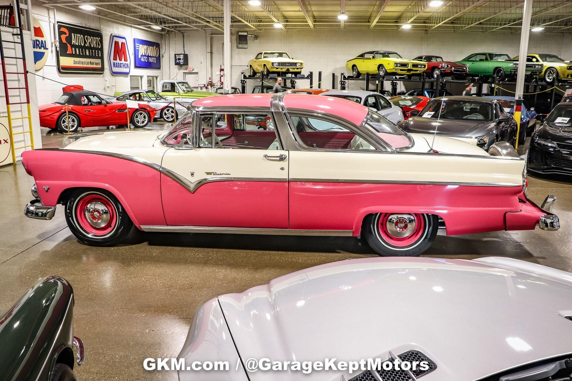 1955 Ford Fairlane Crown Victoria 10