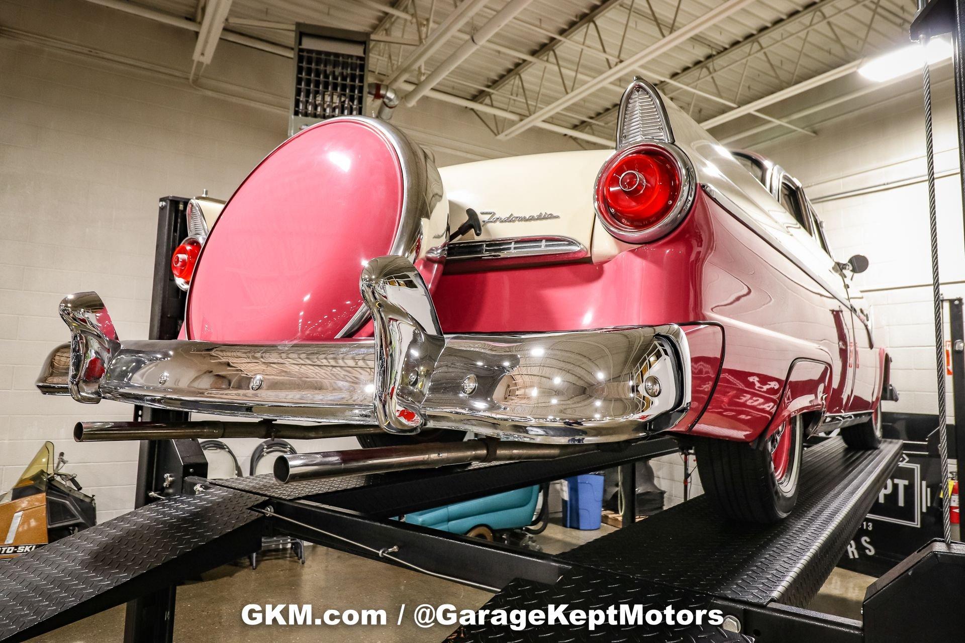 1955 Ford Fairlane Crown Victoria 135