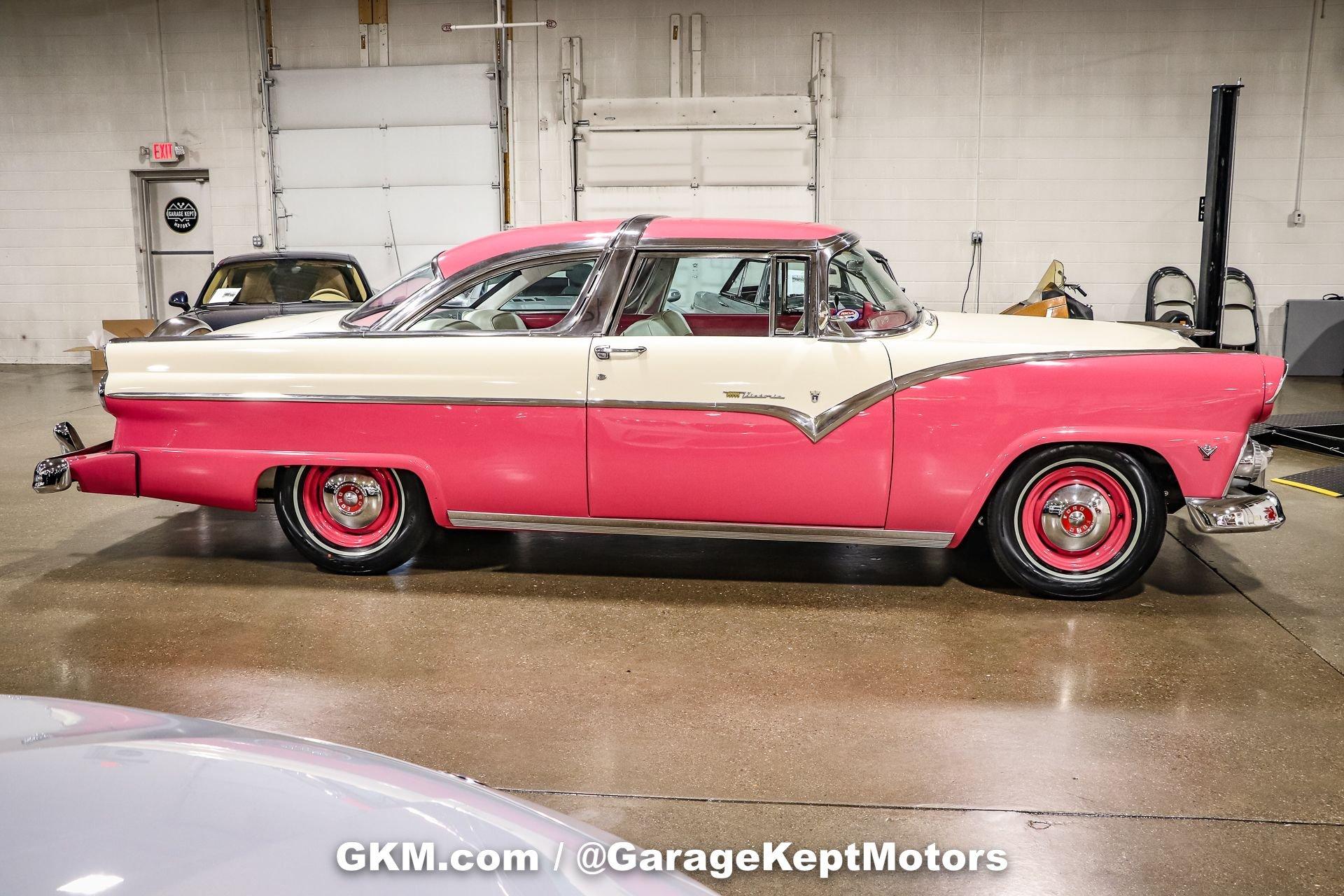 1955 Ford Fairlane Crown Victoria 16