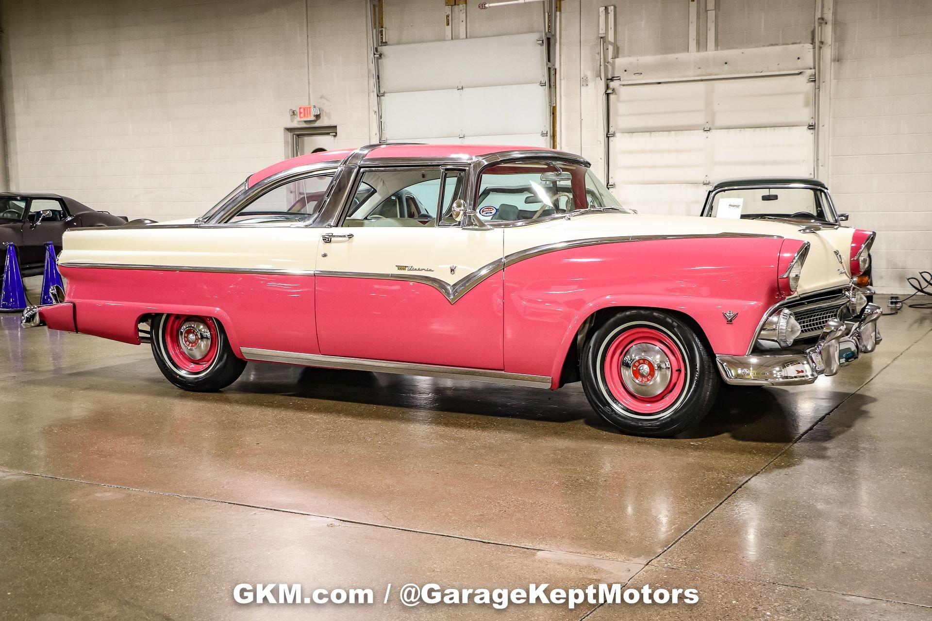 1955 Ford Fairlane Crown Victoria 17