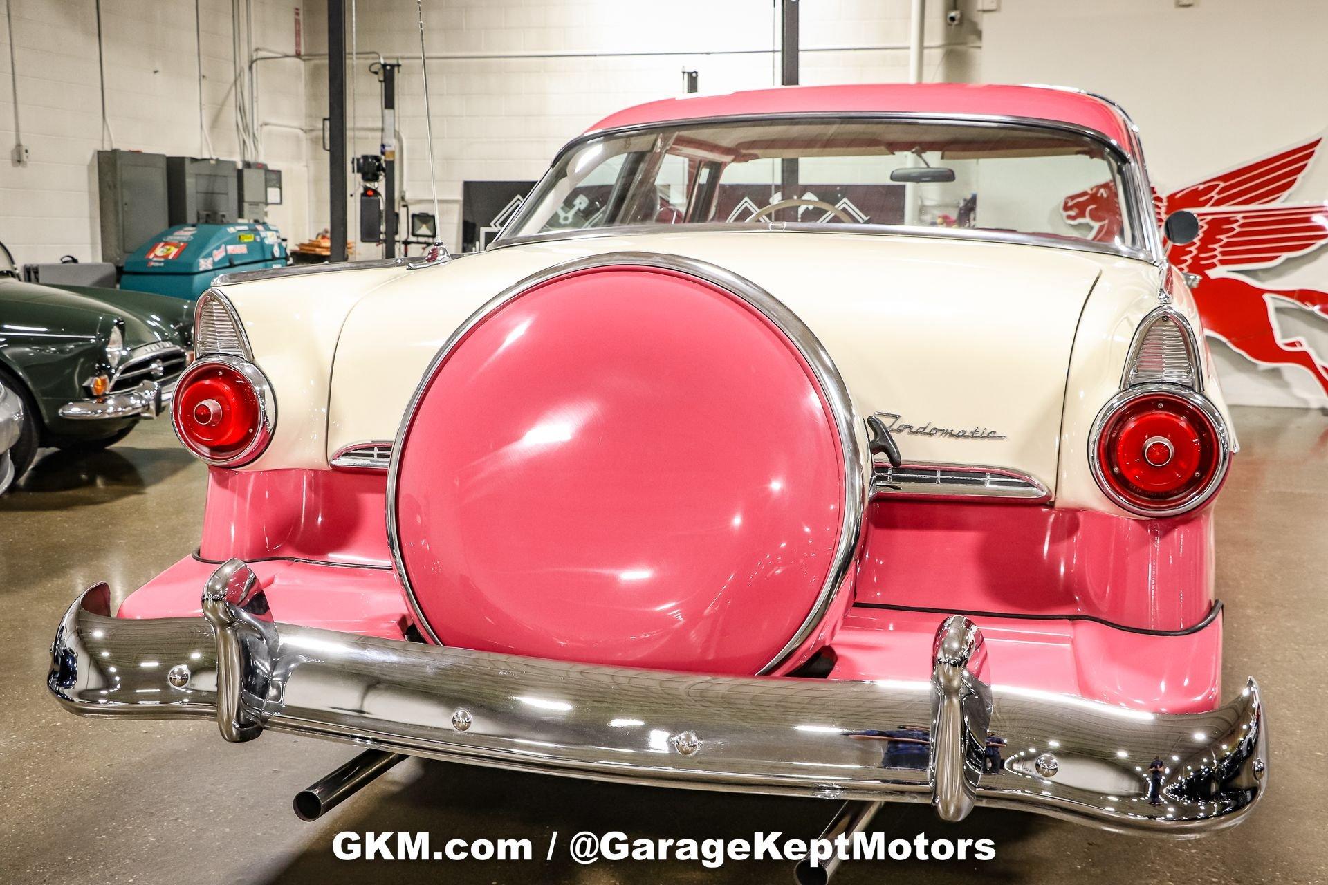 1955 Ford Fairlane Crown Victoria 48