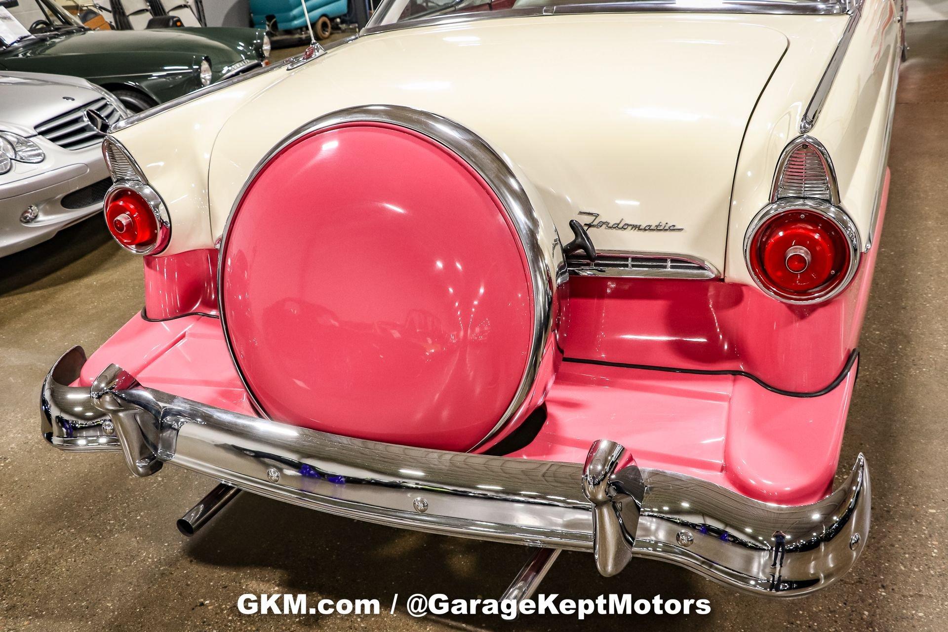 1955 Ford Fairlane Crown Victoria 53