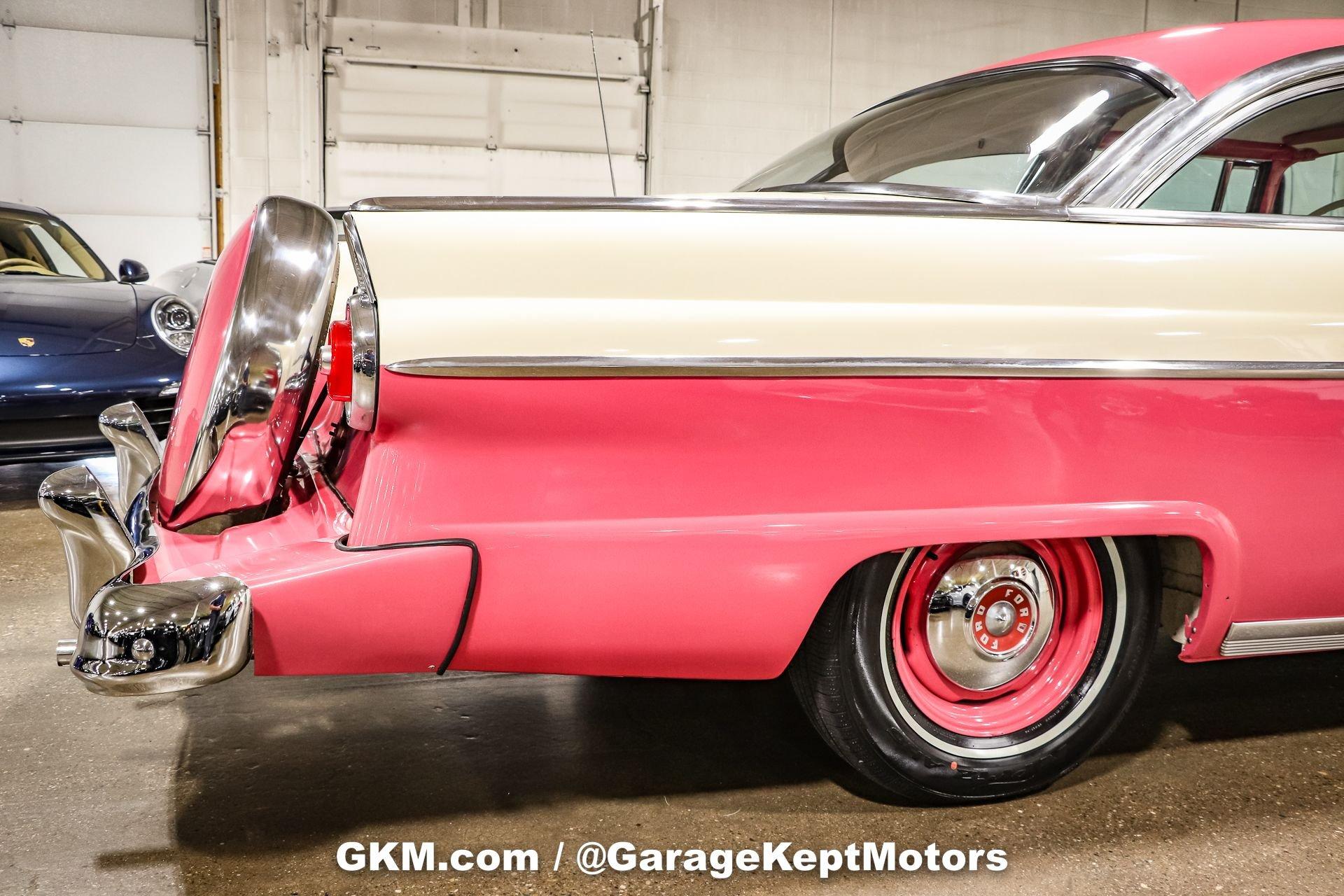 1955 Ford Fairlane Crown Victoria 57