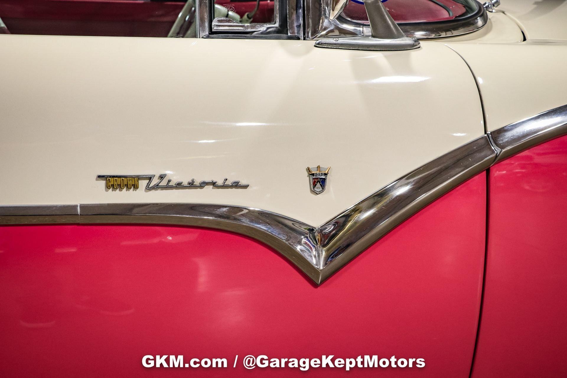 1955 Ford Fairlane Crown Victoria 65