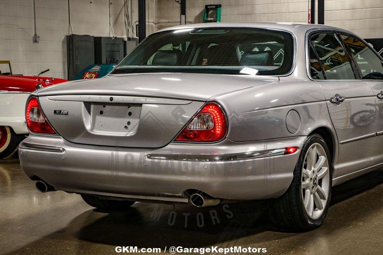 2004 Jaguar XJR 50