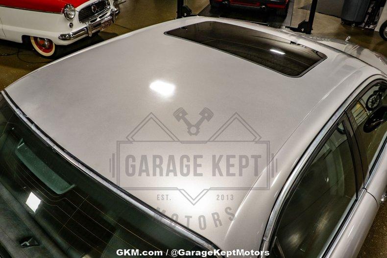 2004 Jaguar XJR 54