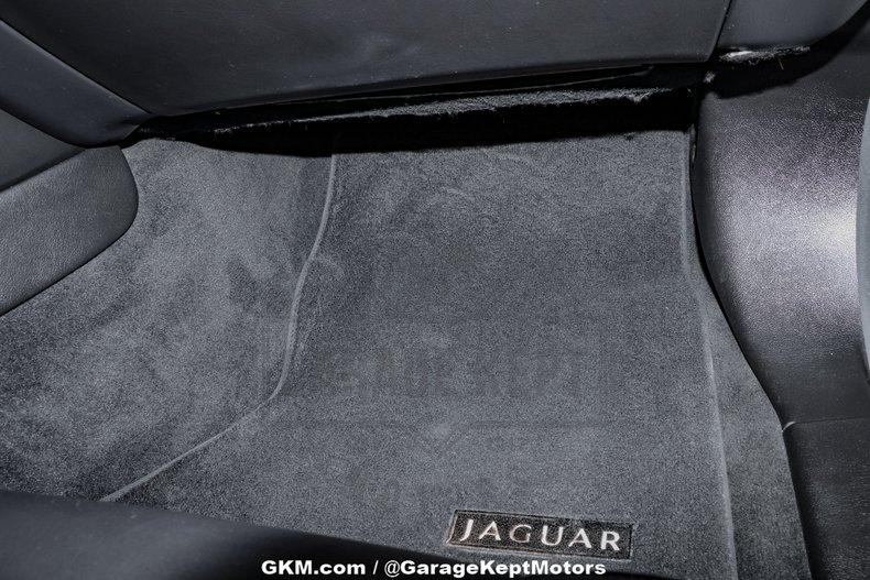 2004 Jaguar XJR 71