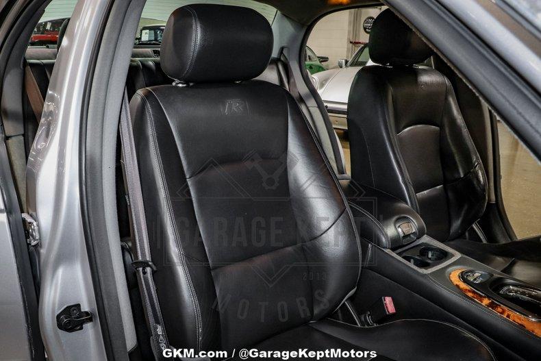 2004 Jaguar XJR 73