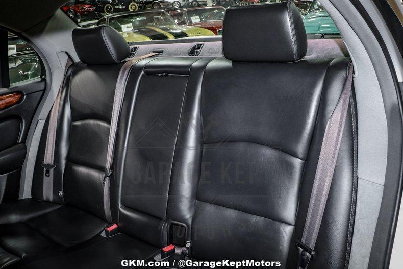 2004 Jaguar XJR 98